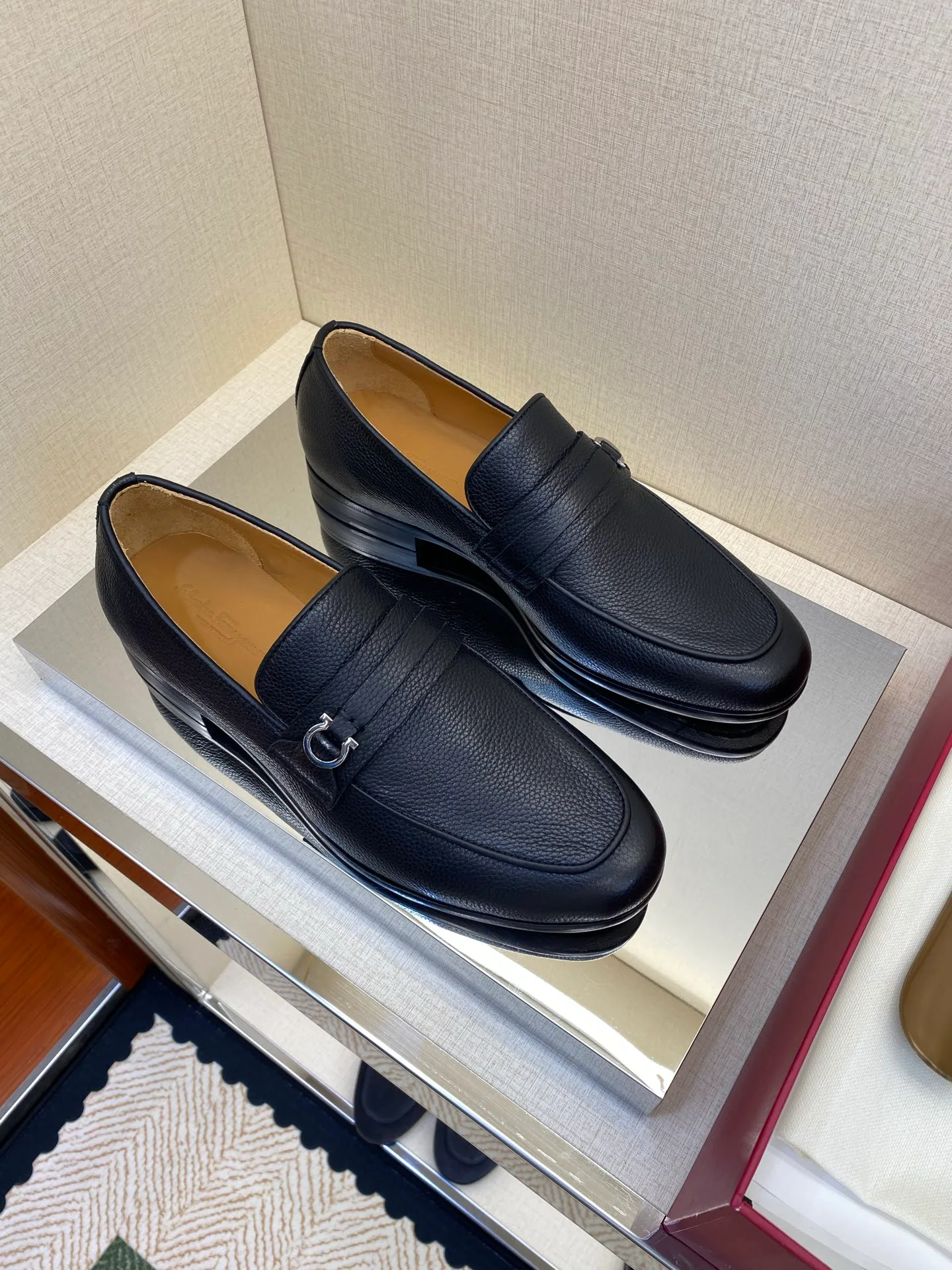 Men's Loafers And Dress Shoes SALVATORE FERRAGAMO 18468193