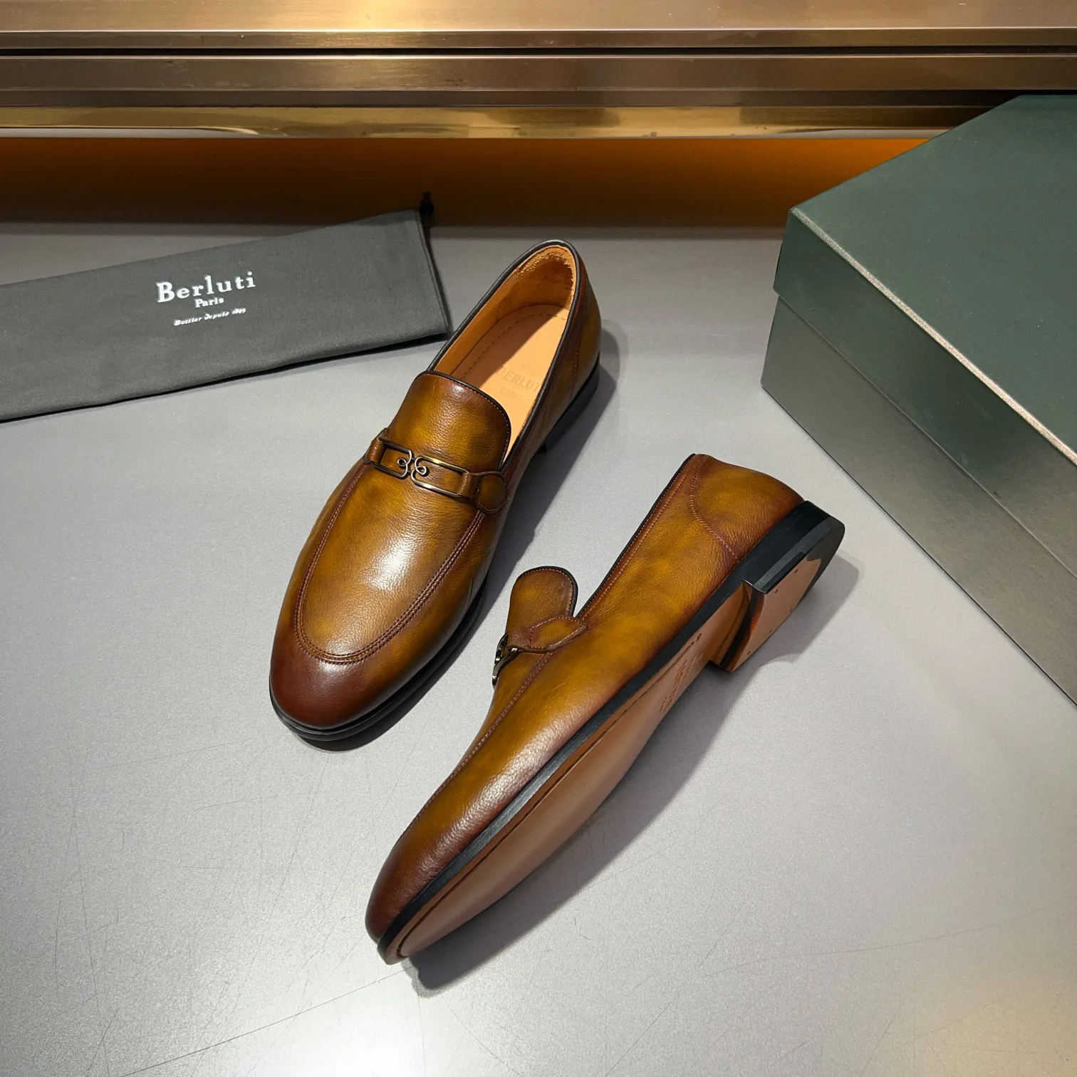 Men's Loafers And Dress Shoes BERLUTI 17955319