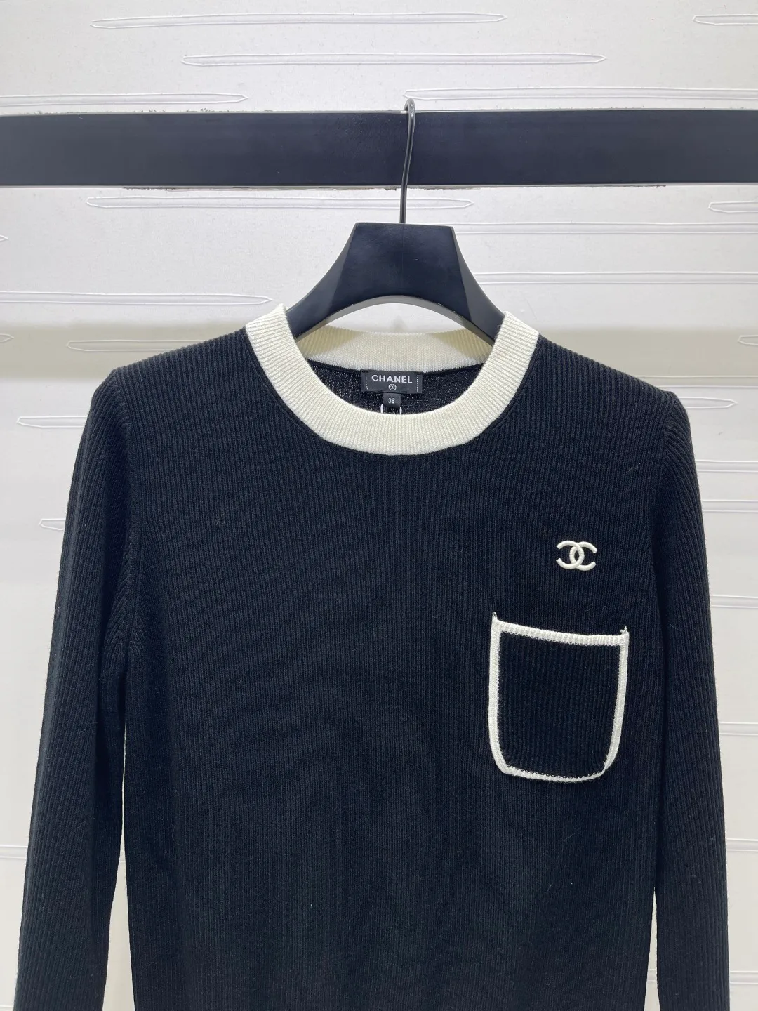 Women's Jumpers And Sweaters CHANEL 18038753