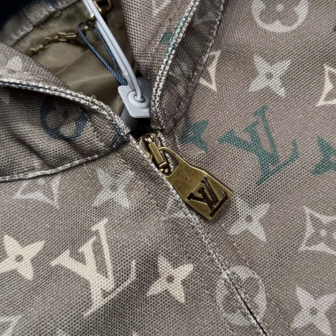 Men's Jackets And Down Jackets LOUIS VUITTON 17721163