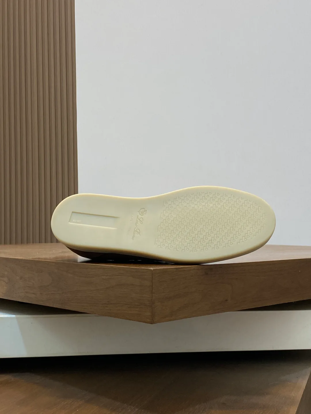 Men's Sneakers LORO PIANA 18078930