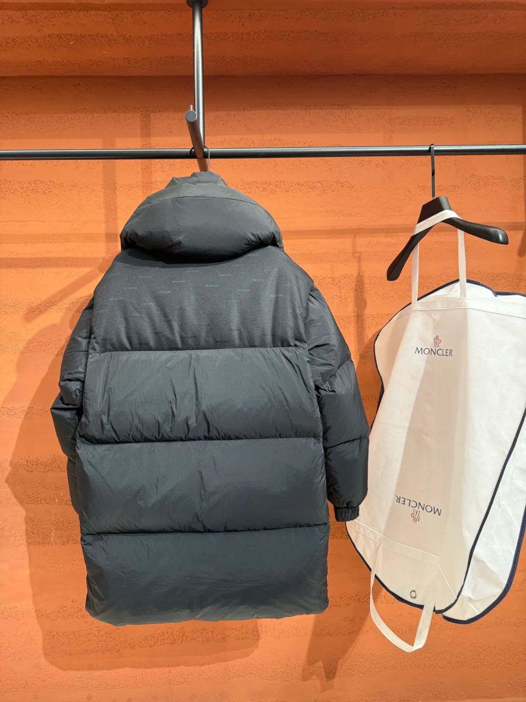 Men's Jackets And Down Jackets MONCLER 18487555