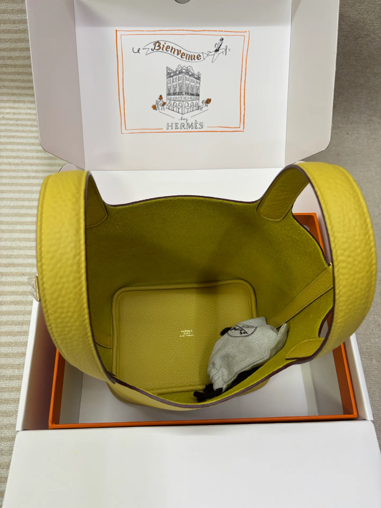 Women's Classic Handbags HERMES 18203184