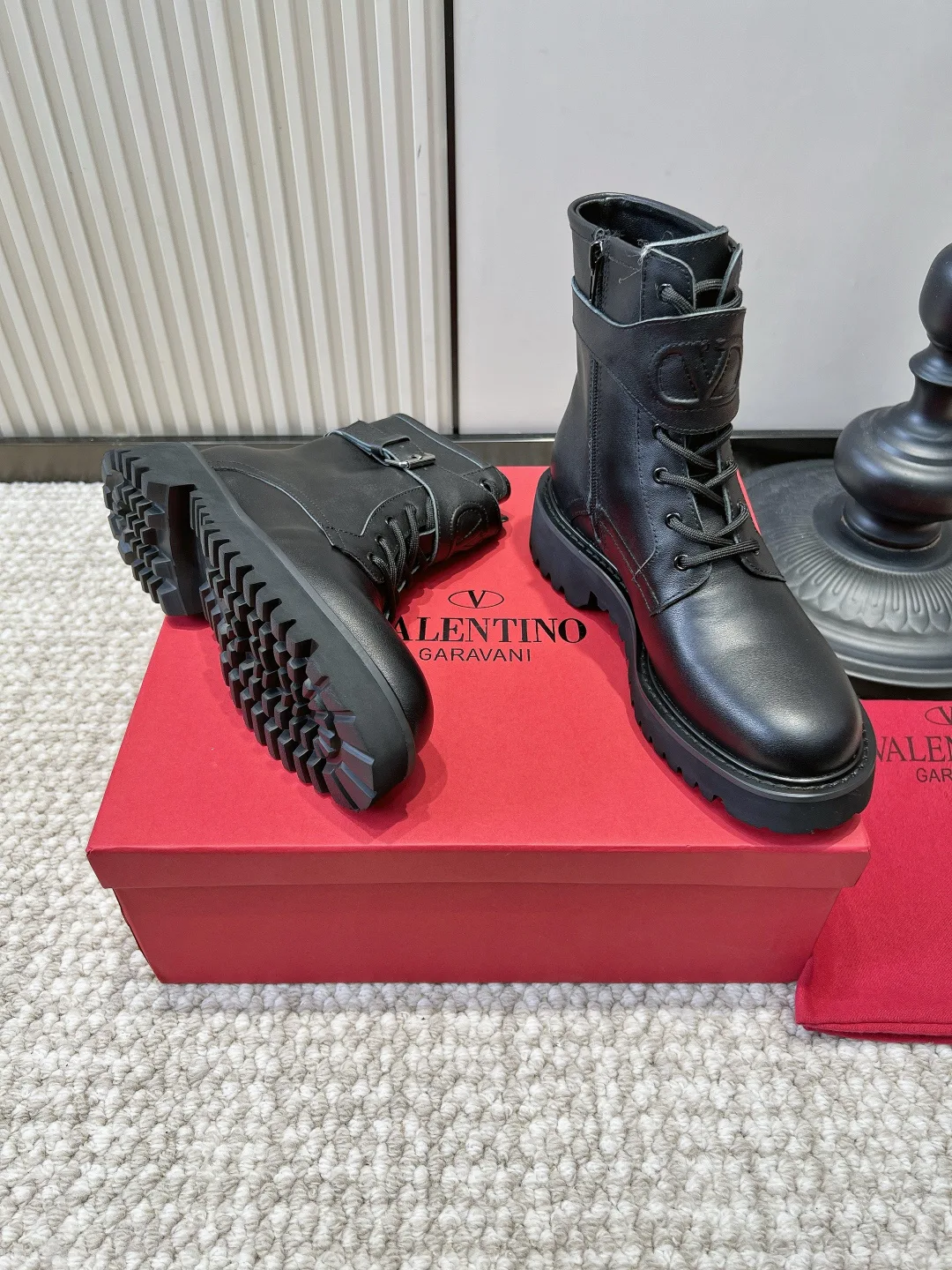 Women's Ankle Boots VALENTINO 17869528
