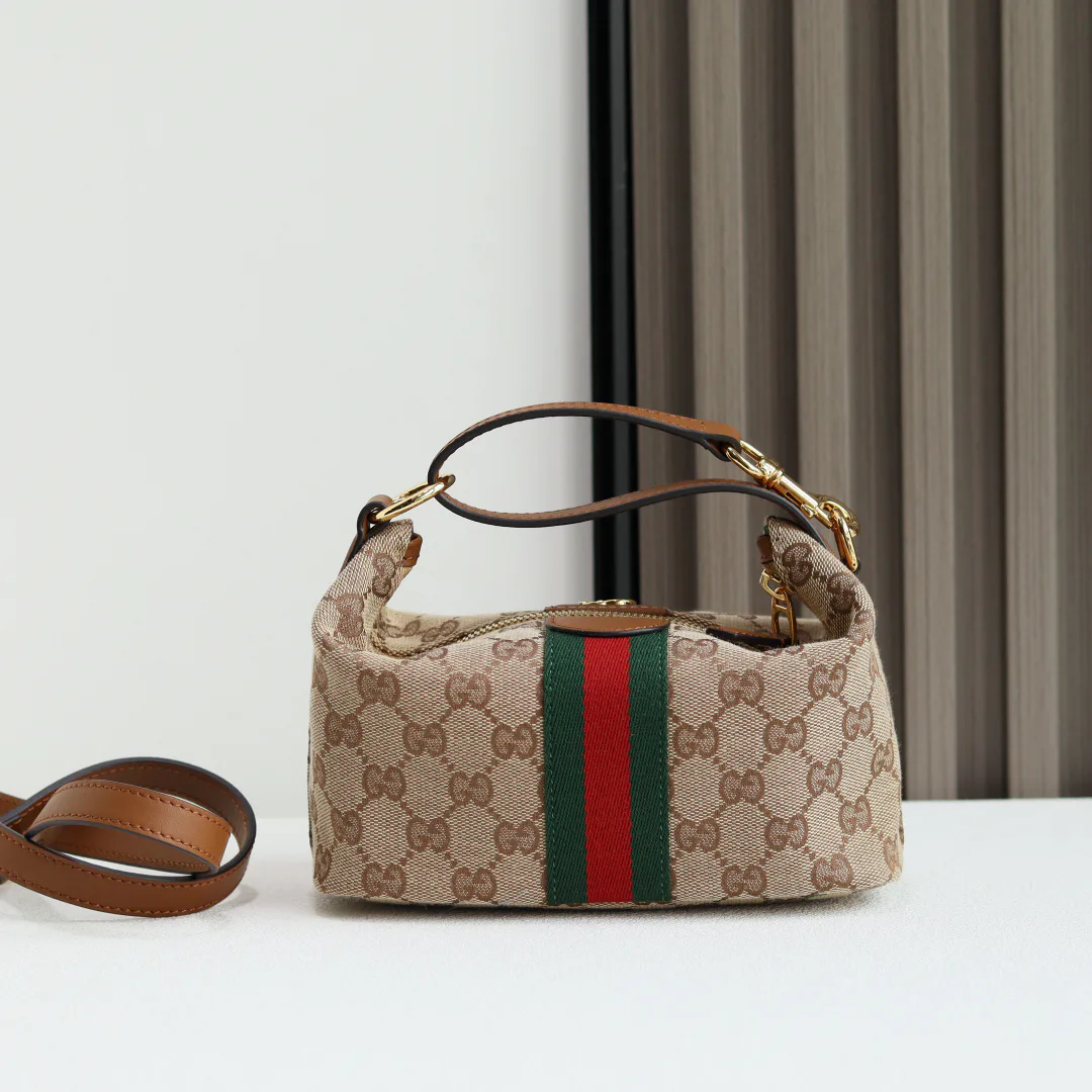 Women's Classic Handbags GUCCI 17947487