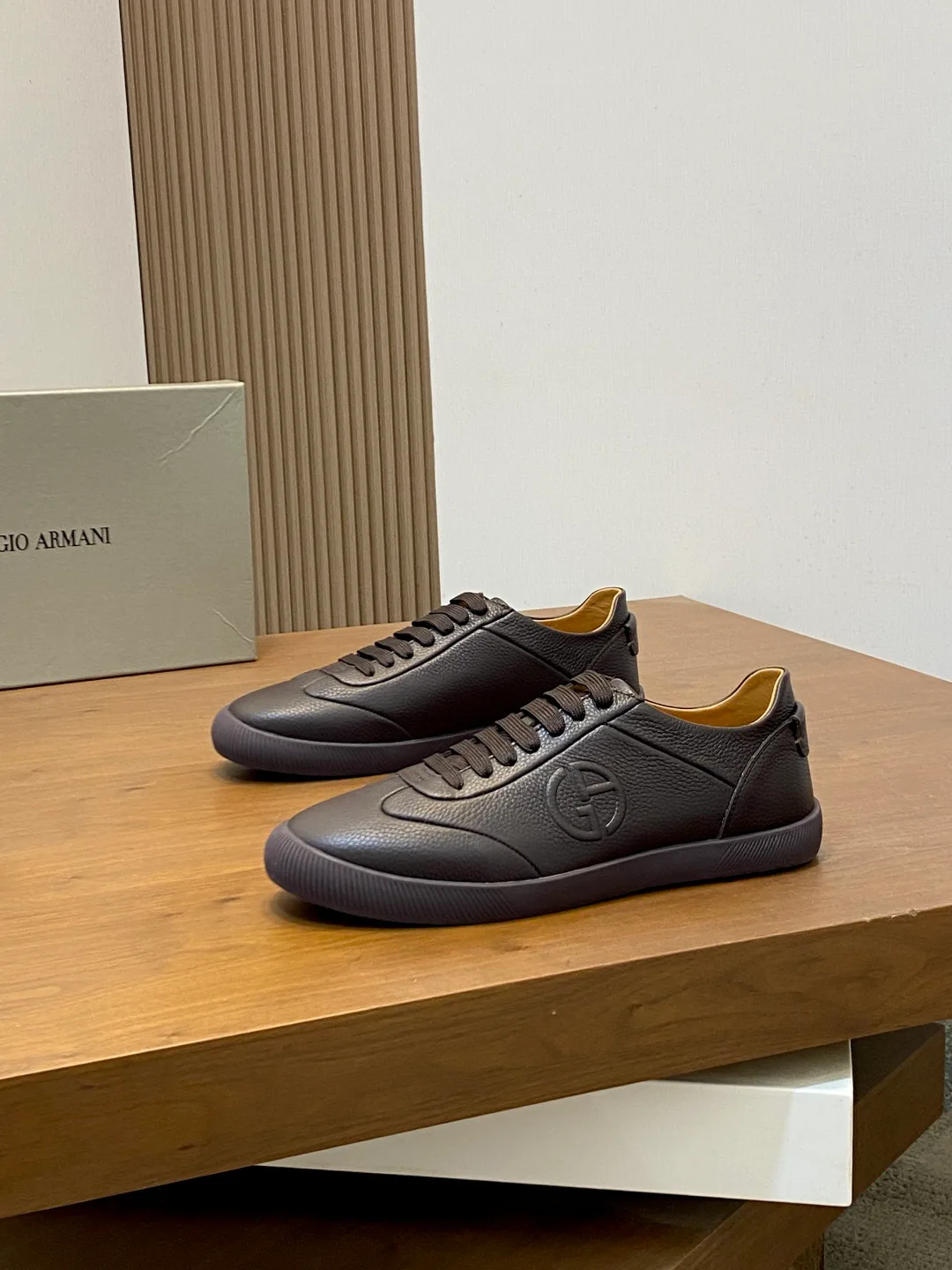 Кроссовки Мужские Armani 18586412