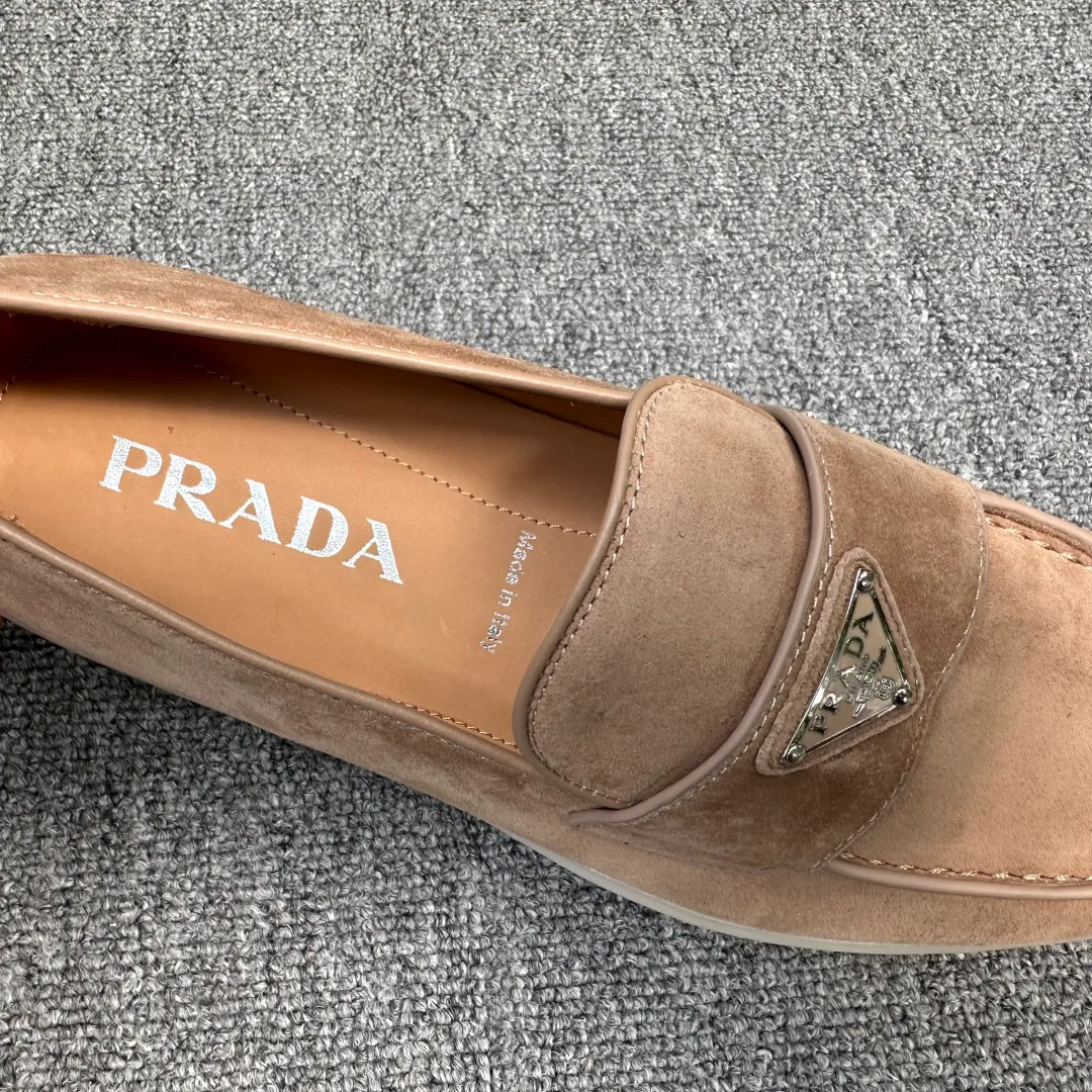 Men's Loafers And Dress Shoes PRADA 18076294