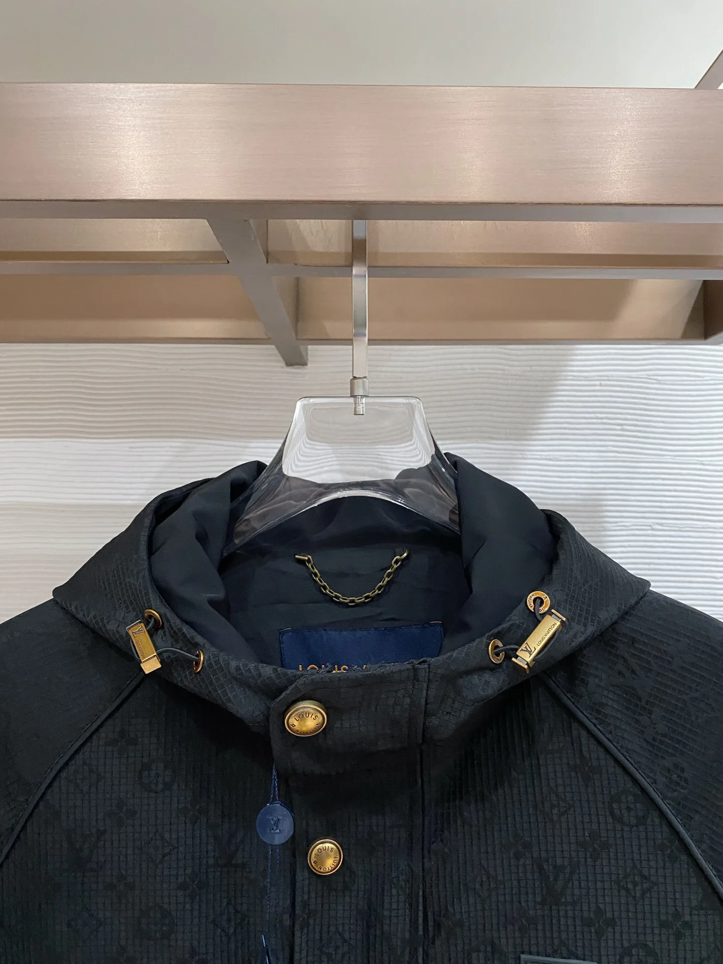 Men's Jackets And Down Jackets LOUIS VUITTON 18140559
