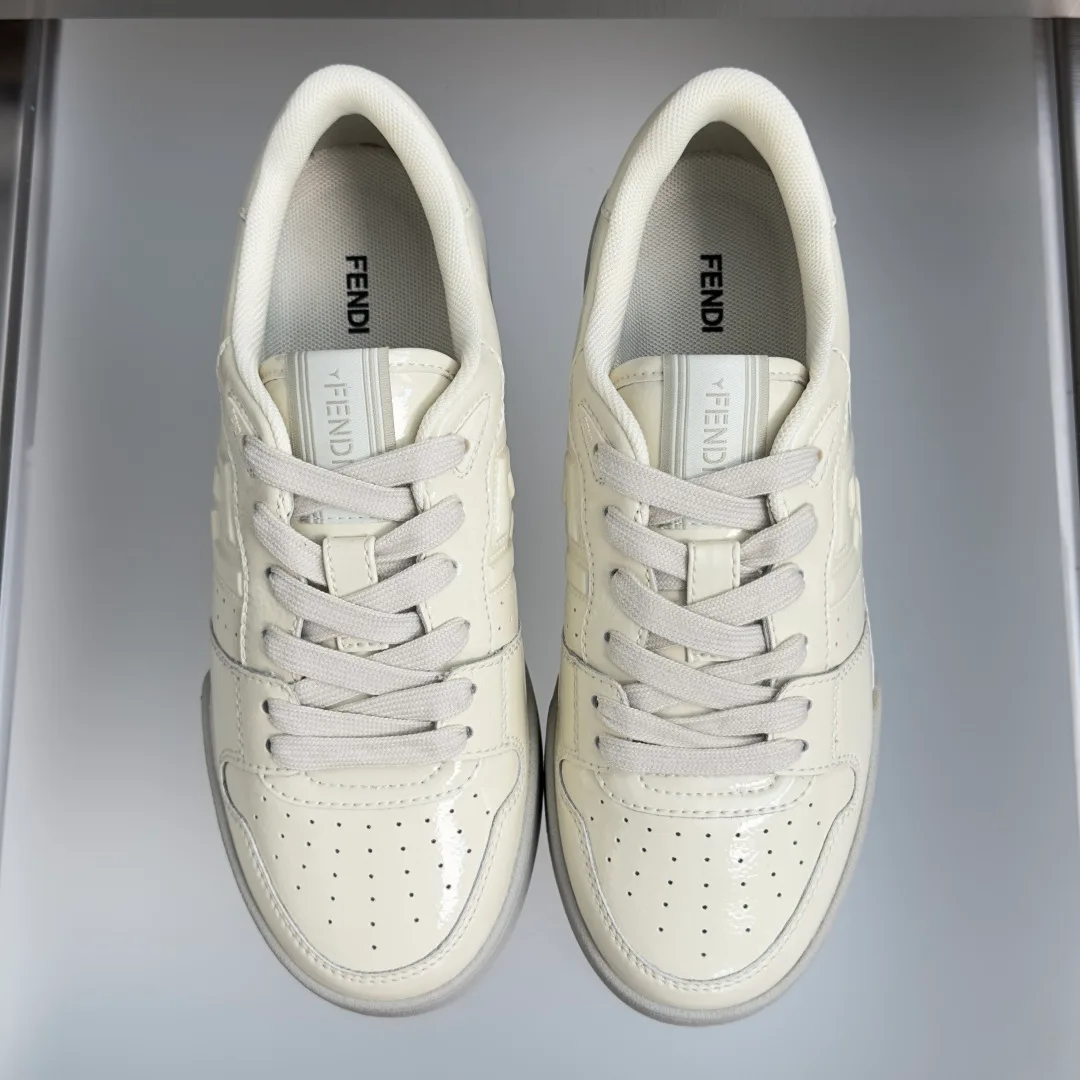 Women's Sneakers FENDI 17729638