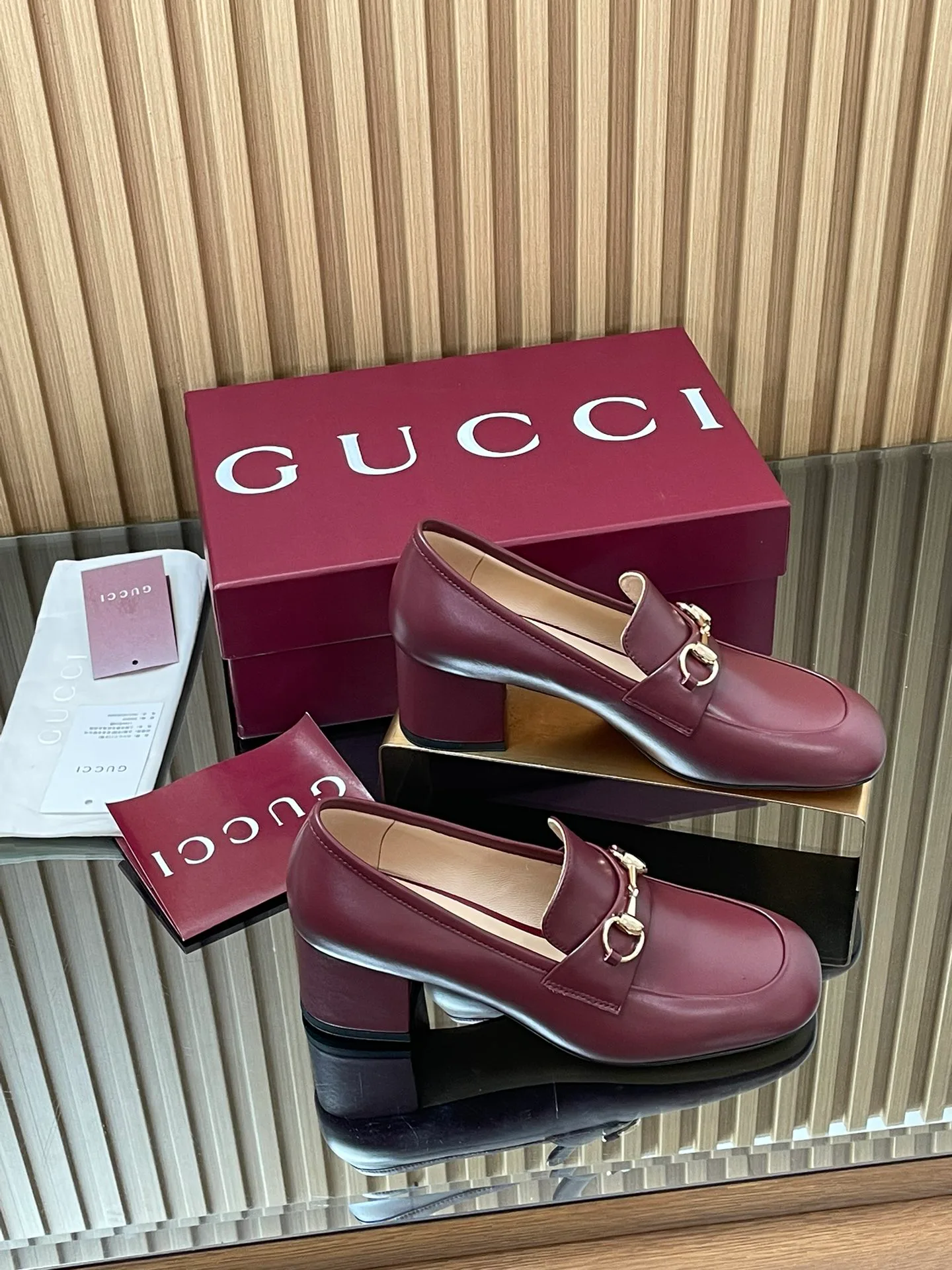 Women's Loafers And Moccasins GUCCI 18152963