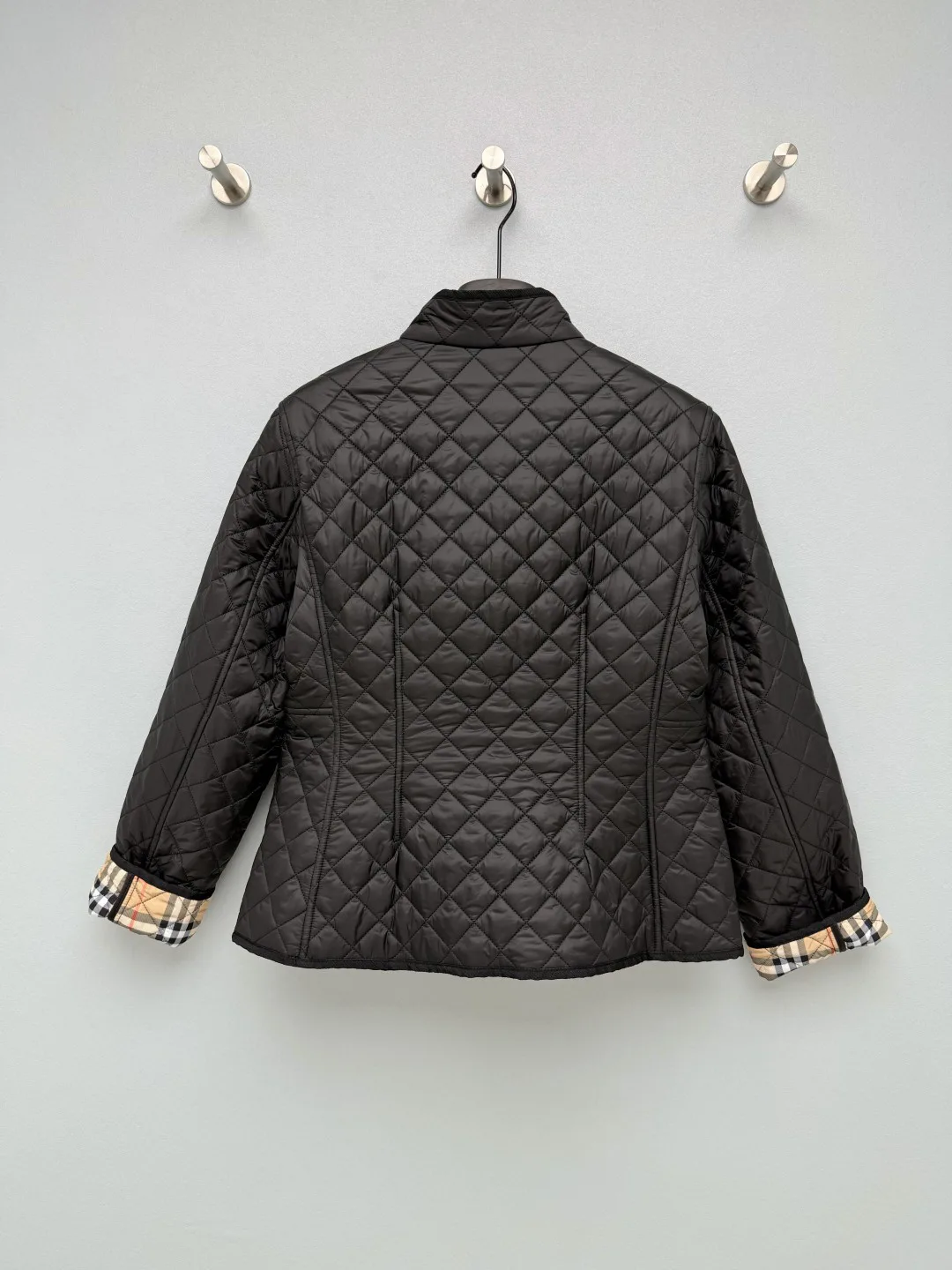 Women's Jackets And Down Jackets BURBERRY 18512943