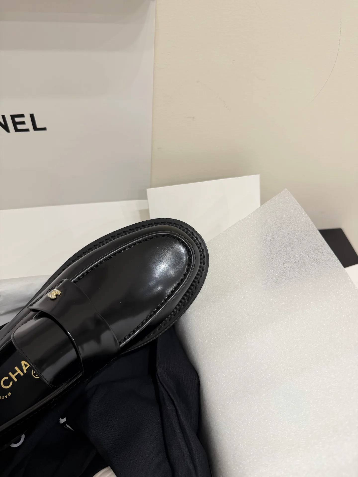 Women's Loafers And Moccasins CHANEL 18244914