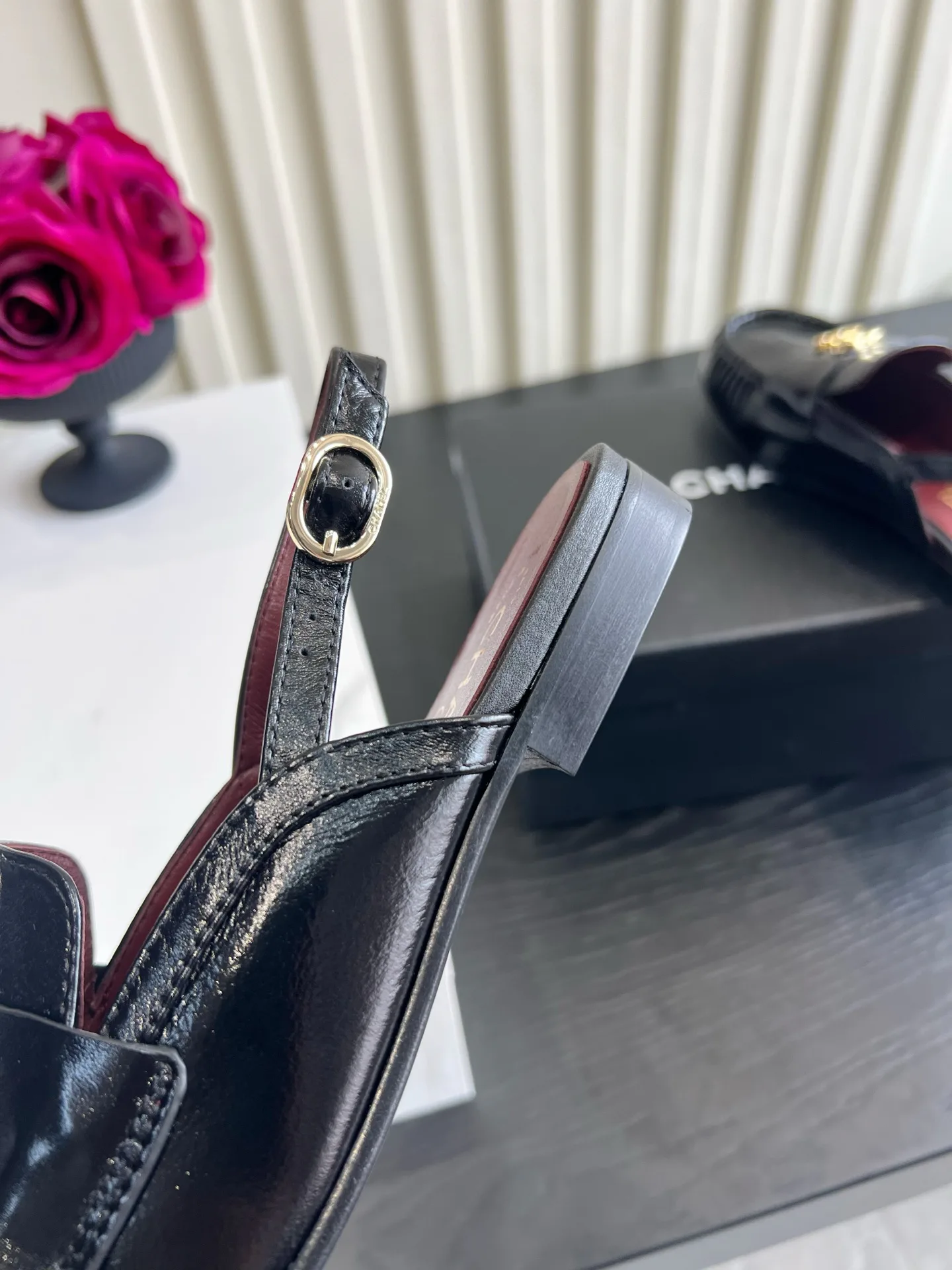 Women's Loafers And Moccasins CHANEL 18223060