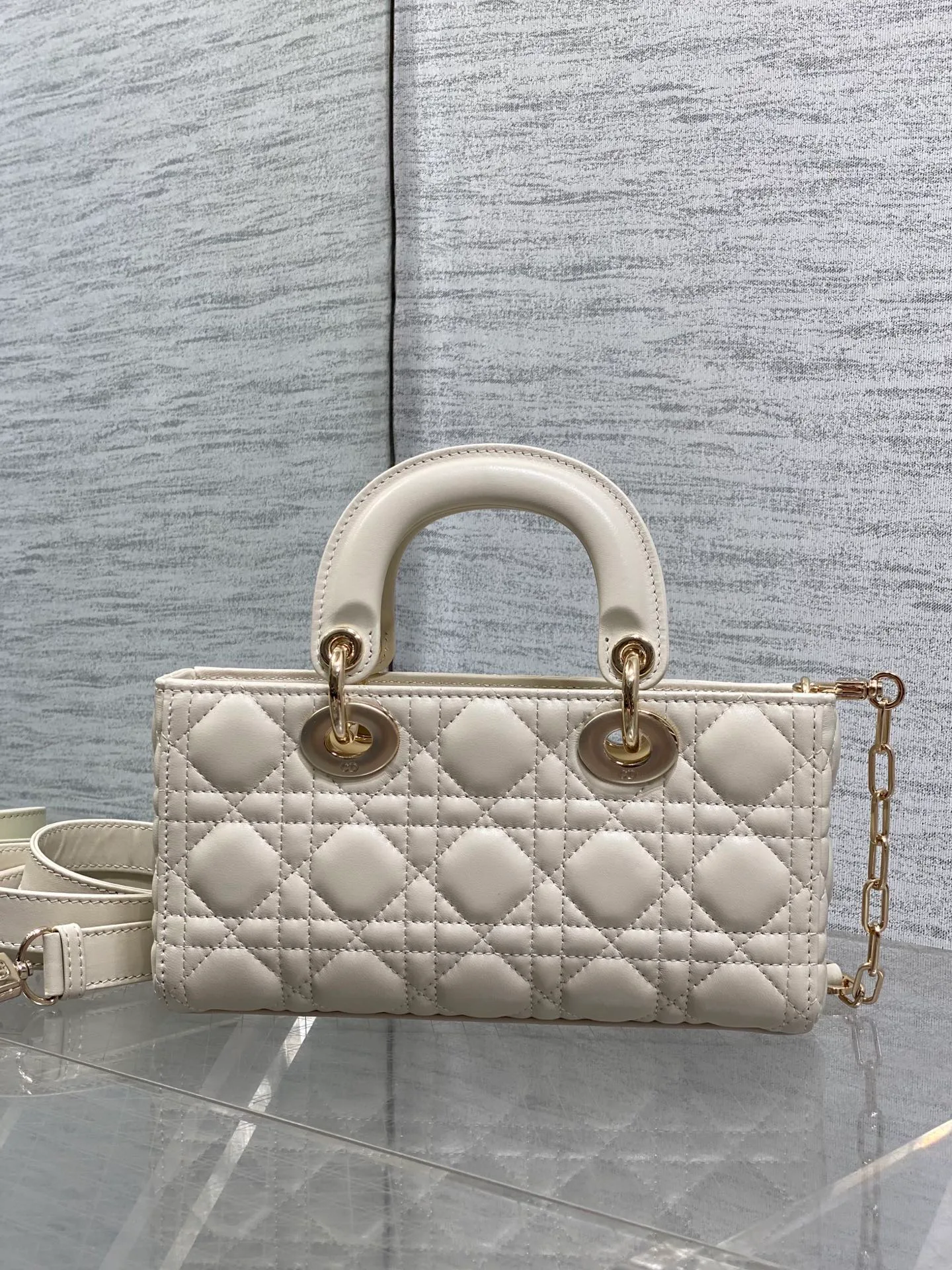 Women's Classic Handbags CHRISTIAN DIOR 18070565