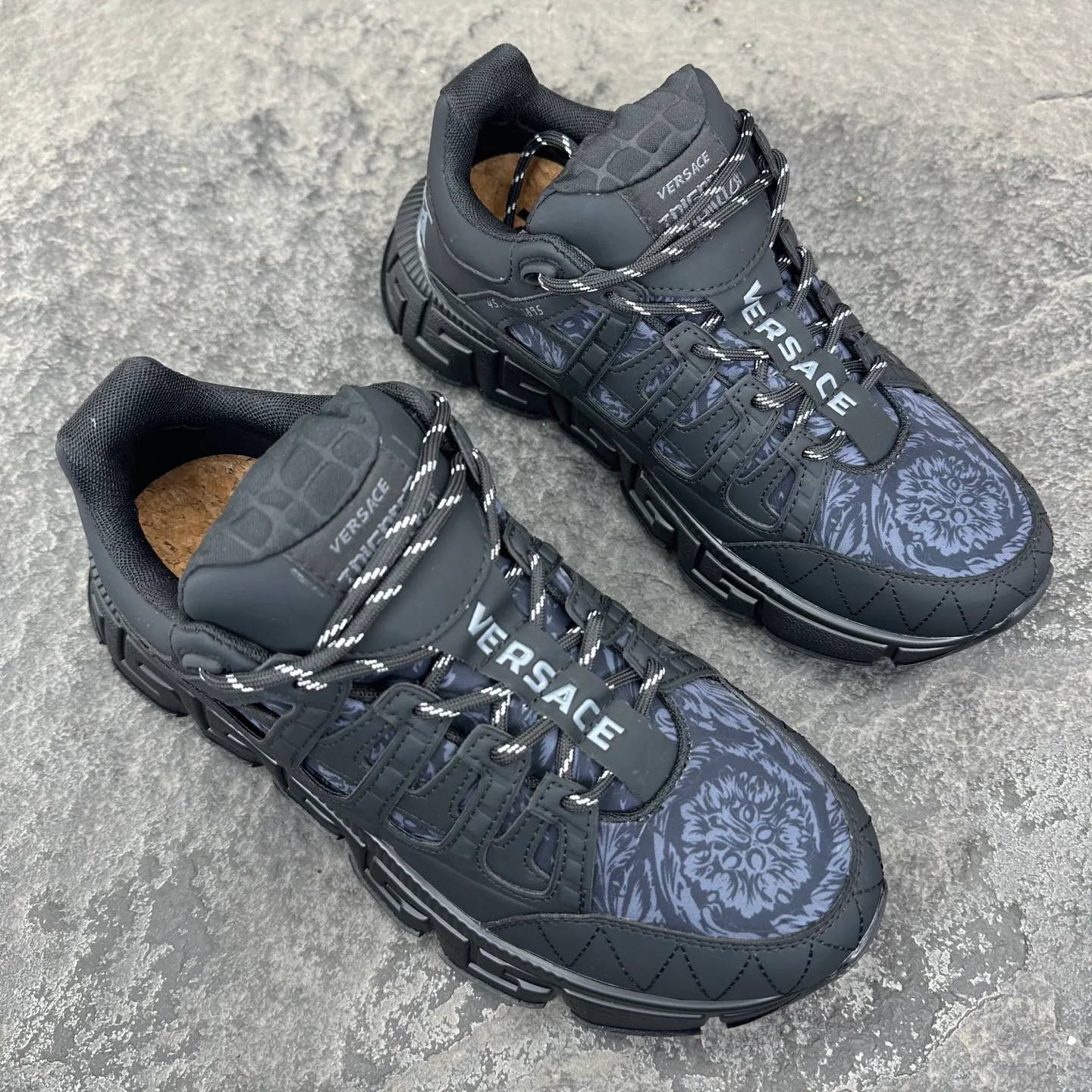 Men's Sneakers VERSACE 18154141