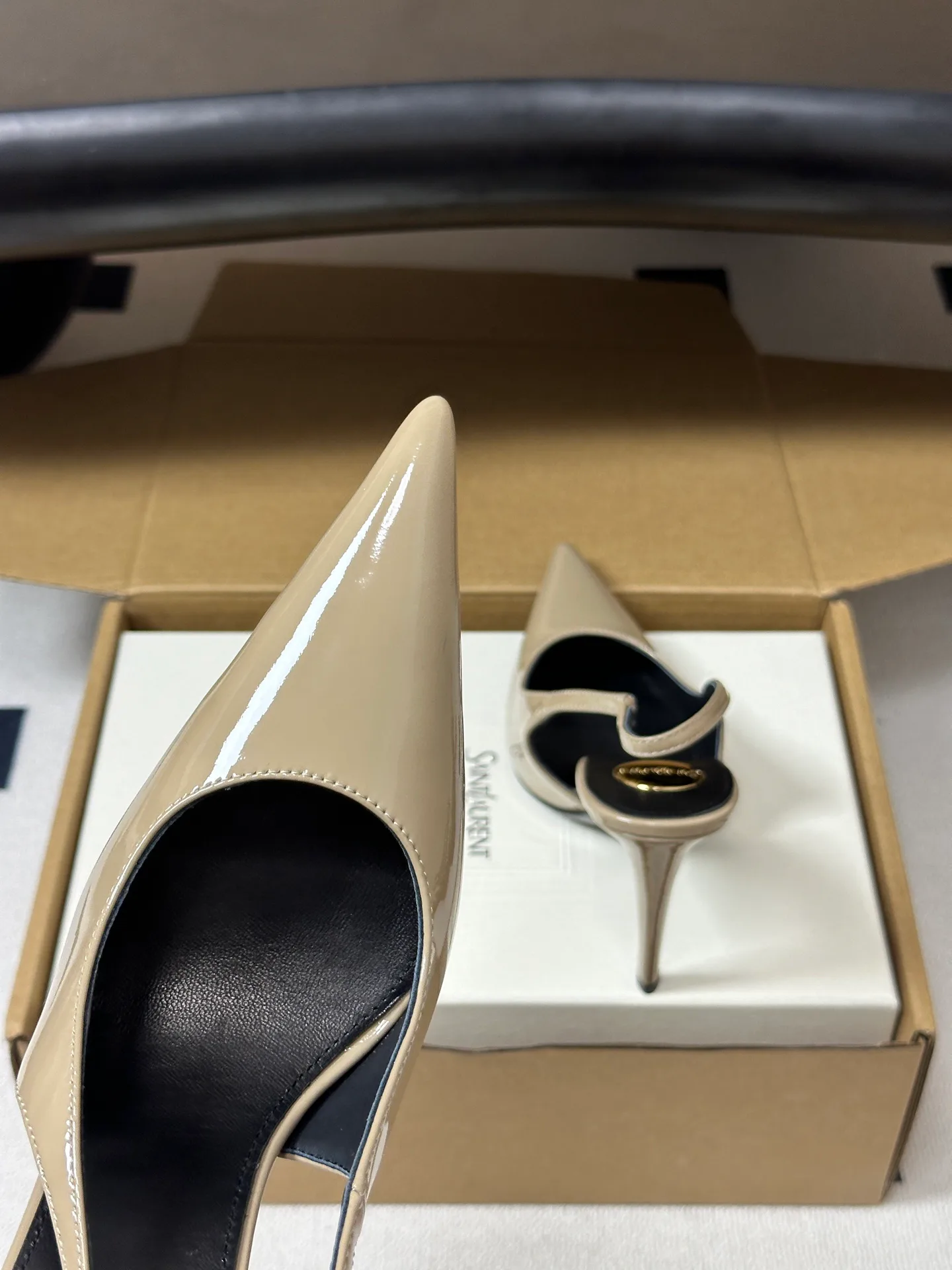 Women's Heels SAINT LAURENT 17684301
