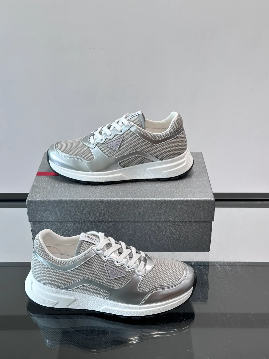 Women's Sneakers PRADA 17349410