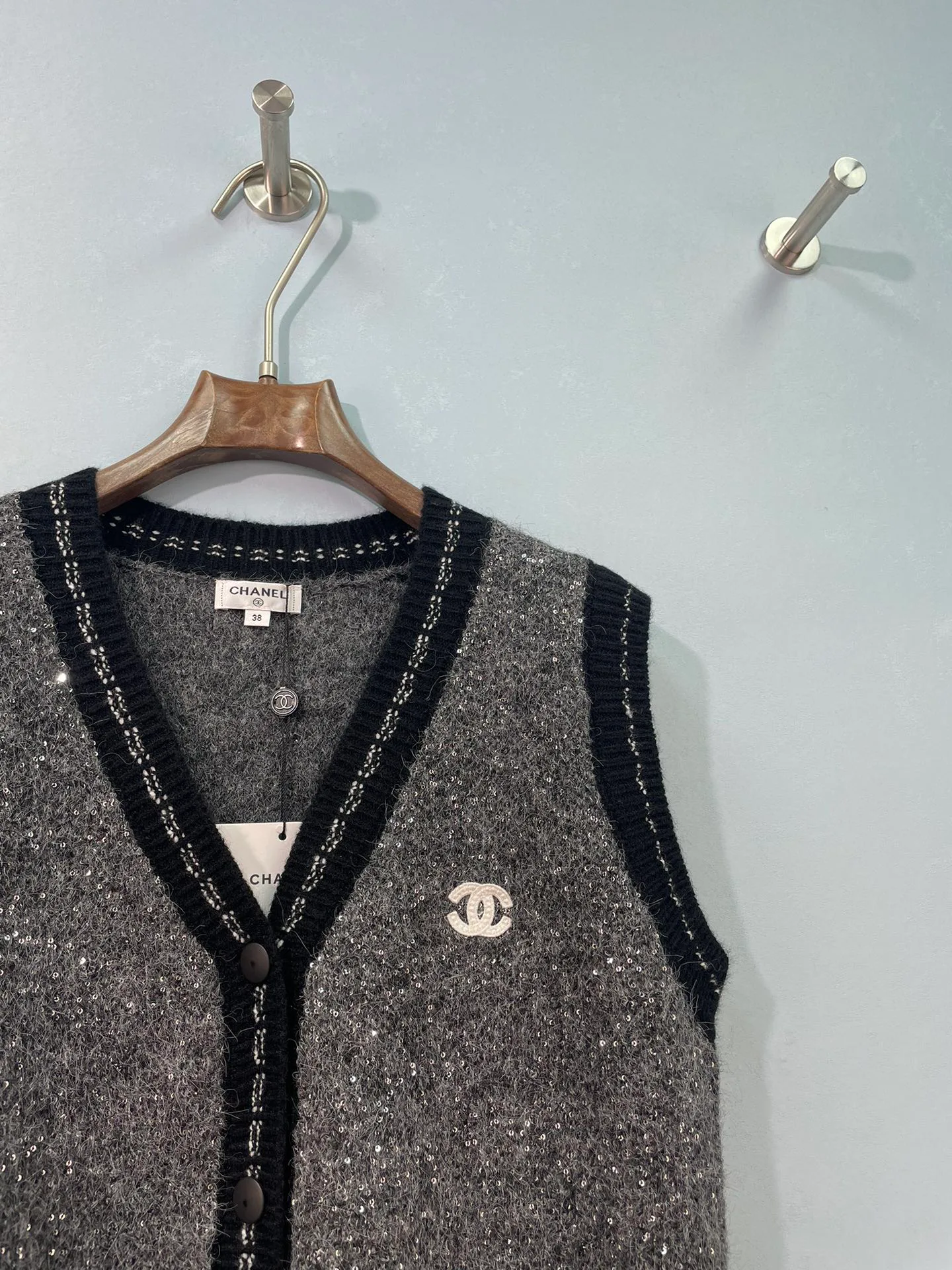 Women's Vests CHANEL 18151989
