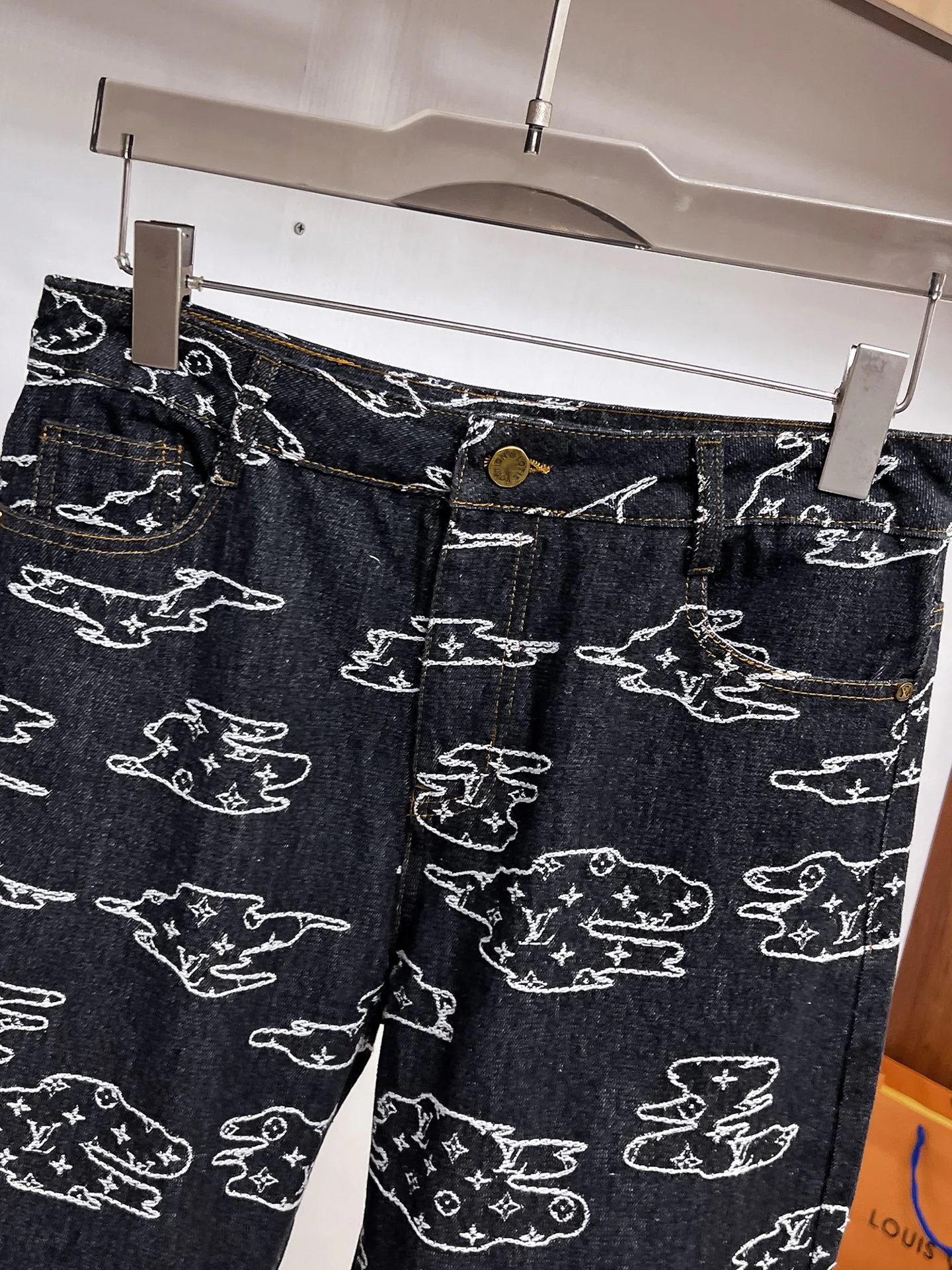 Men's Jeans LOUIS VUITTON 18345662