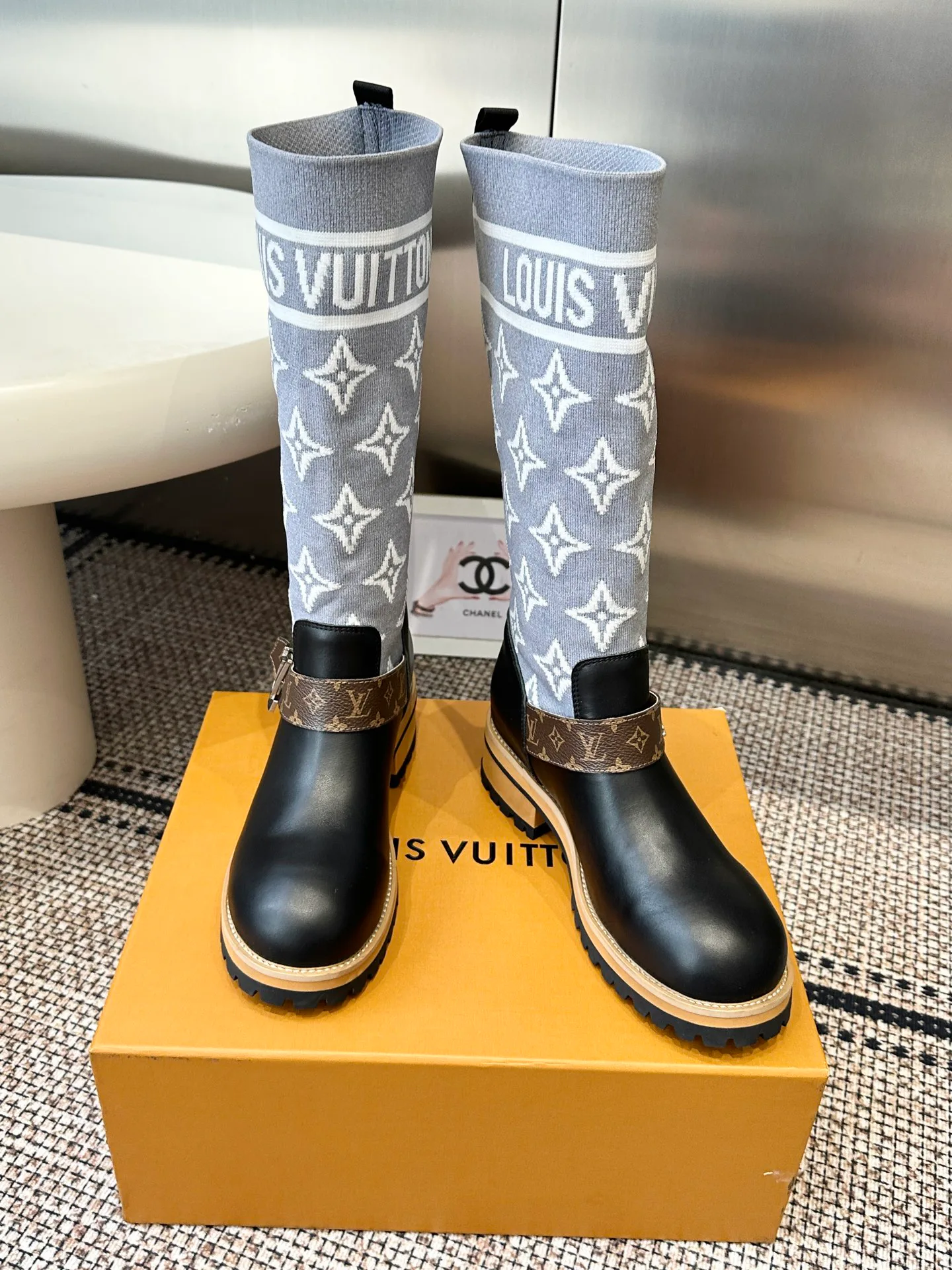 Сапоги Женские Louis Vuitton 18619008