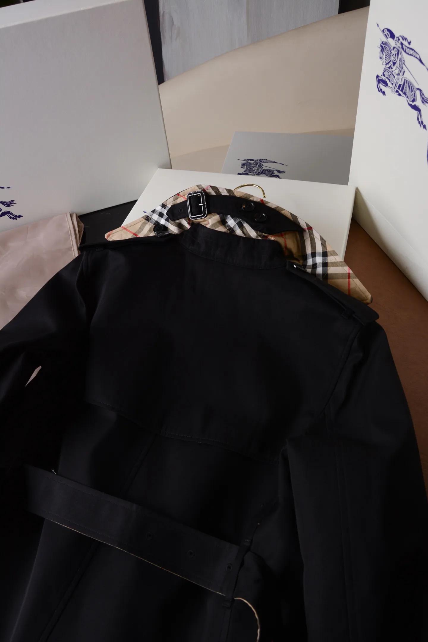 Women's Trench Coats BURBERRY 18086901