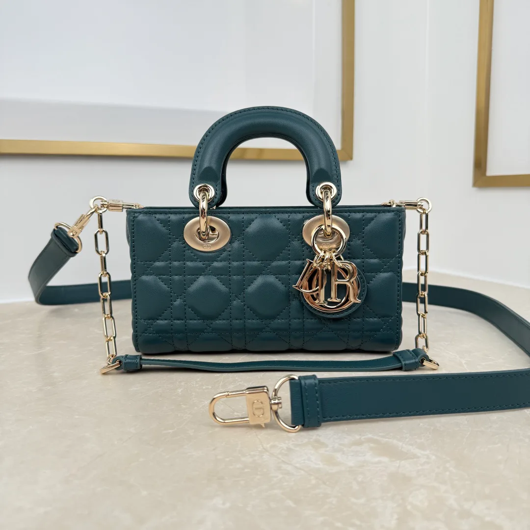 Women's Classic Handbags CHRISTIAN DIOR 18242050