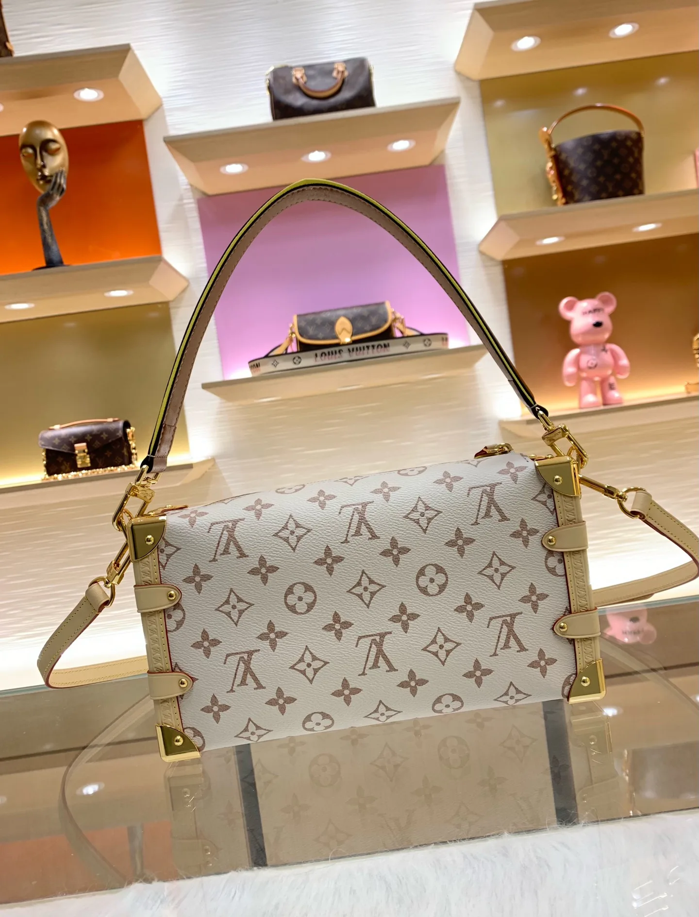 Women's Classic Handbags LOUIS VUITTON 17802508