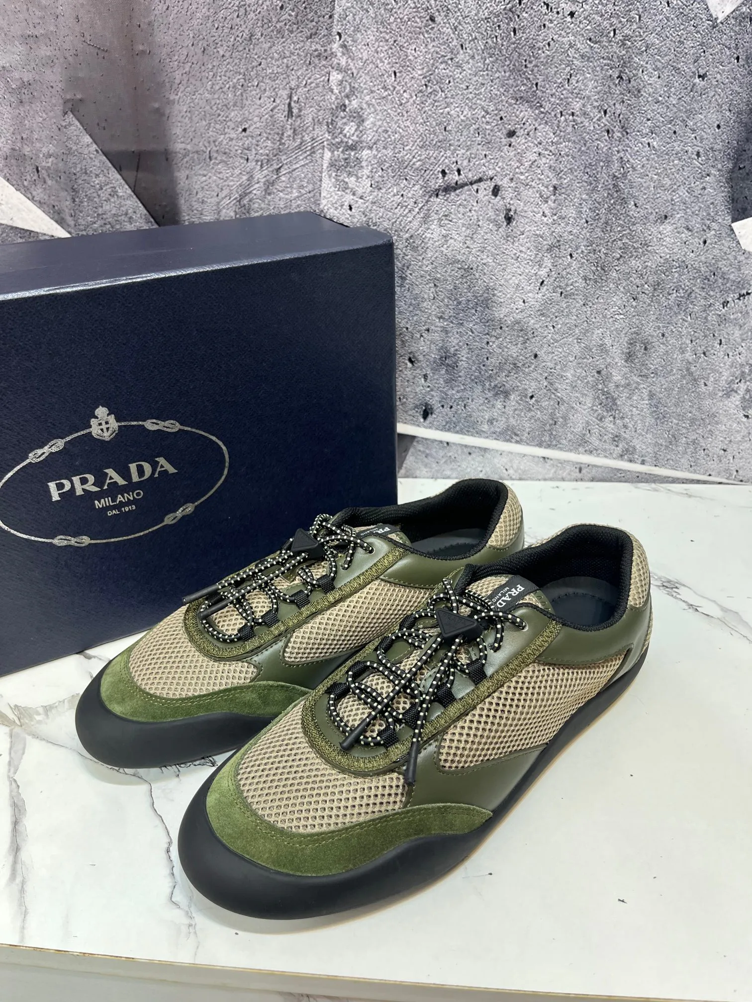 Men's Sneakers PRADA 17955457