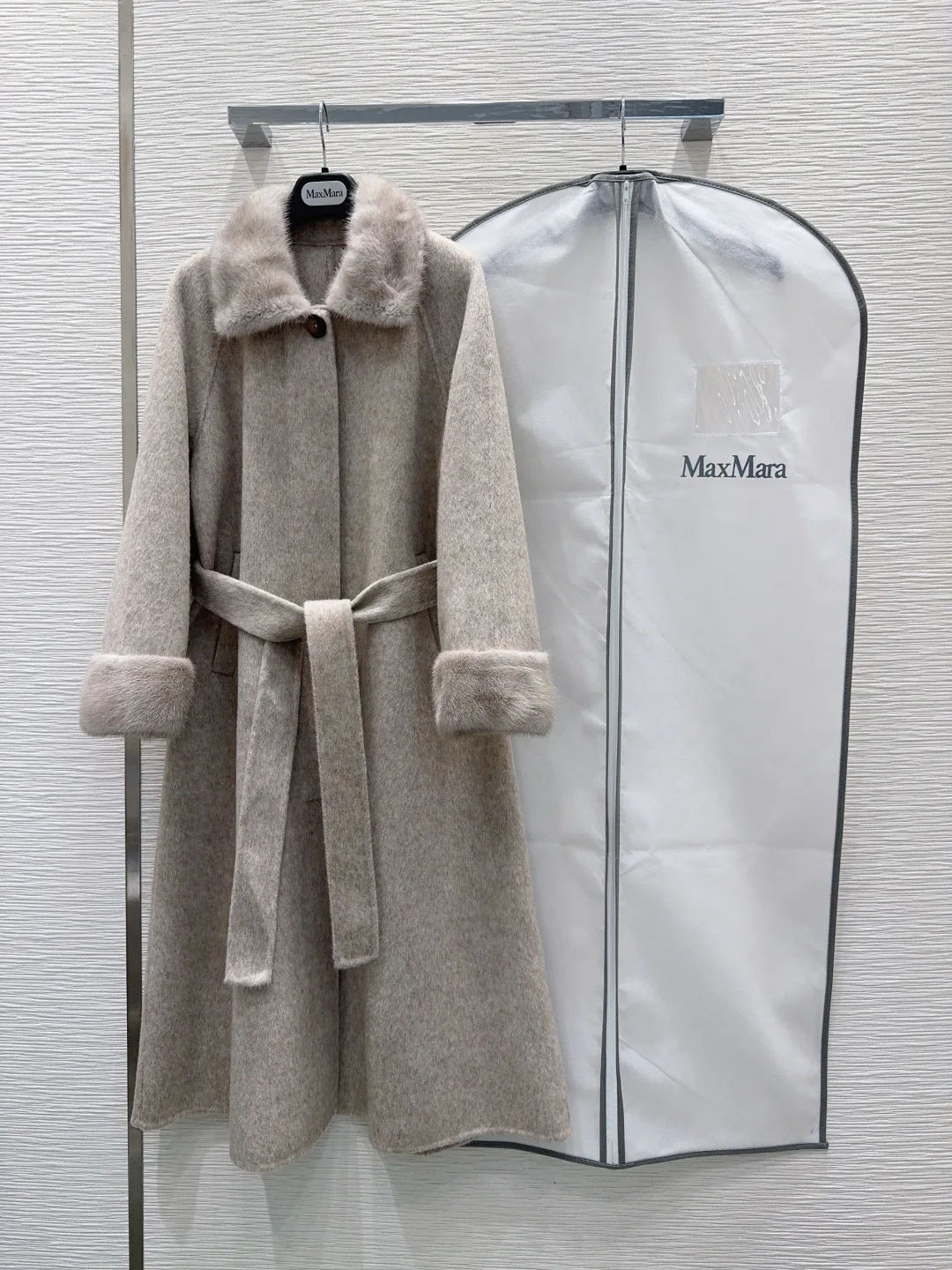 Women's Coats MAX MARA 18456300