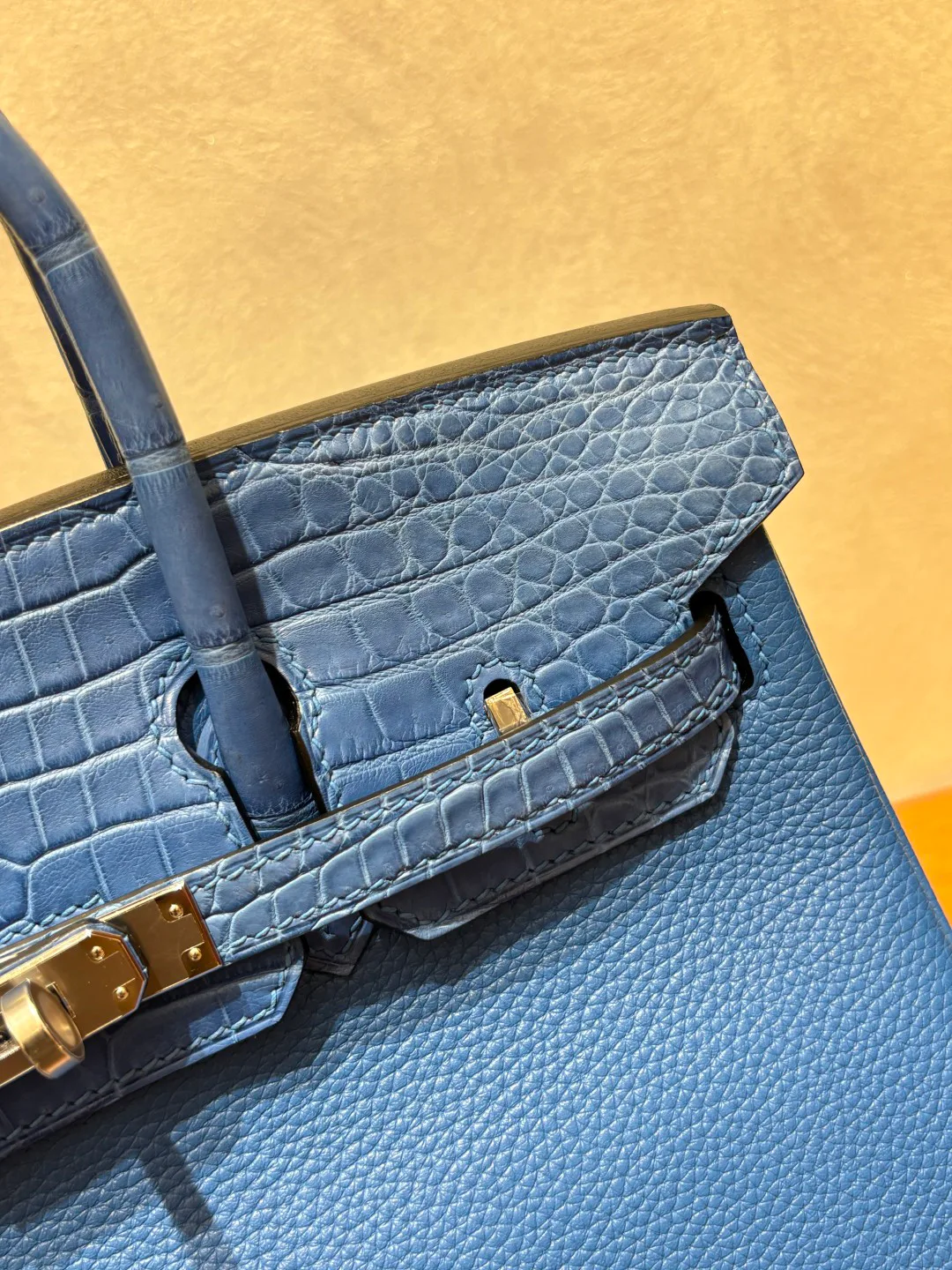 Women's Classic Handbags HERMES 17415798