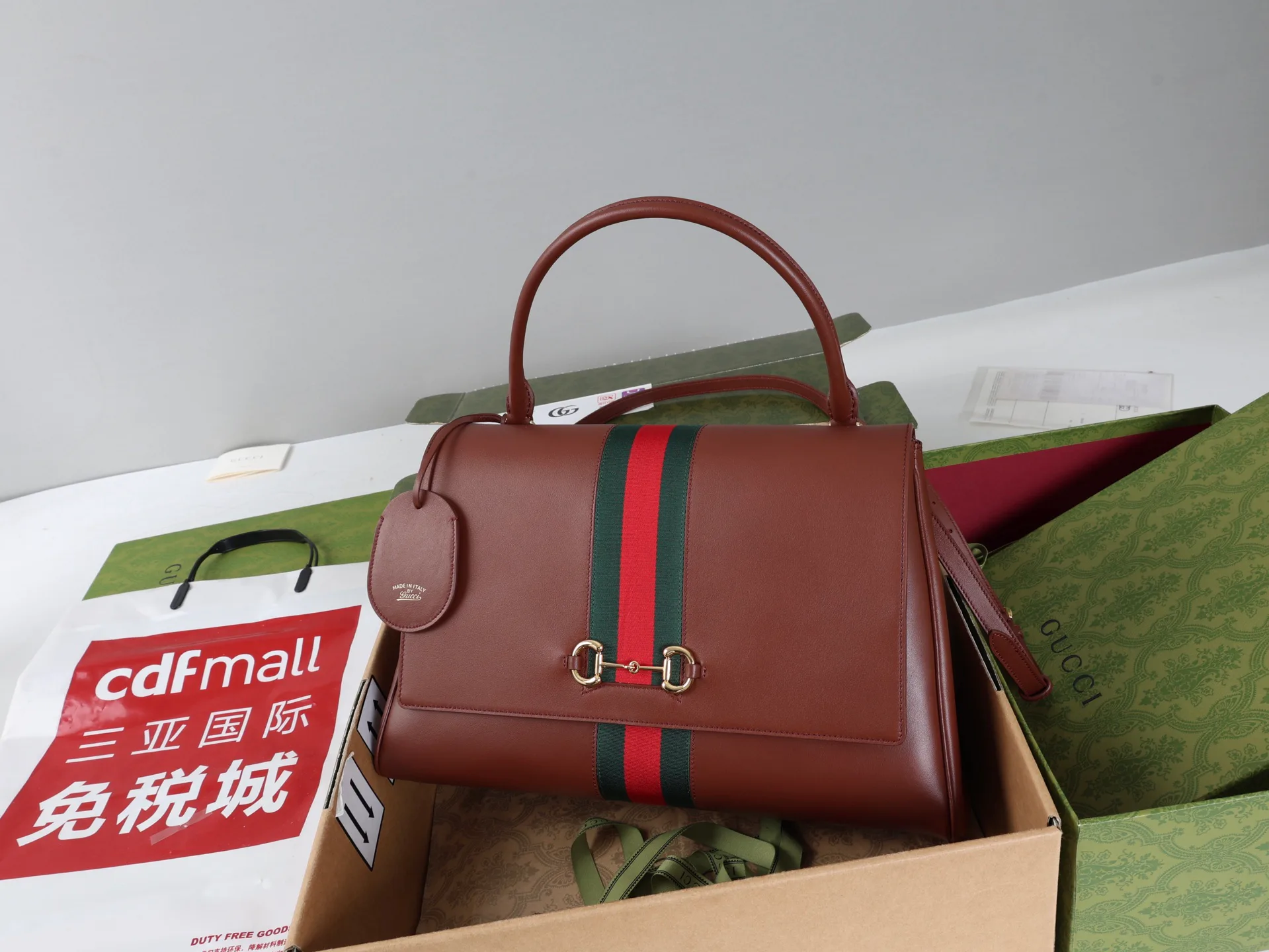 Women's Classic Handbags GUCCI 18250586