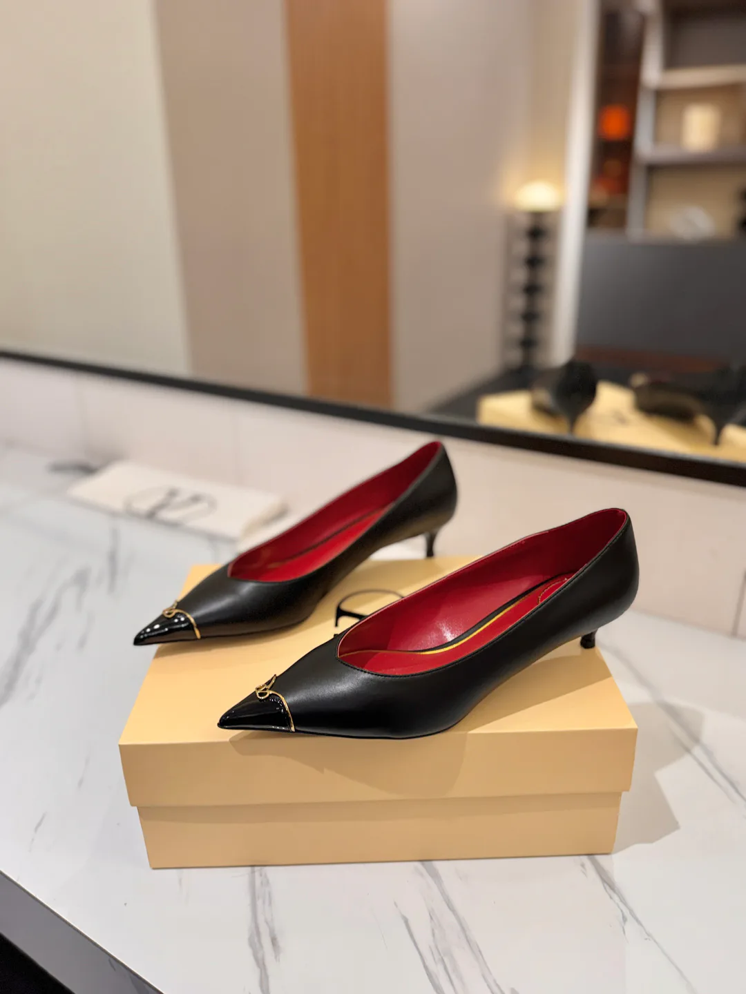 Women's Heels VALENTINO 18134917