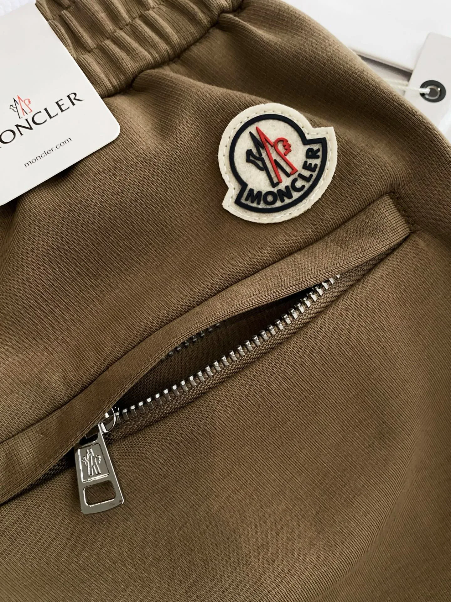 Men's Trousers MONCLER 18314966