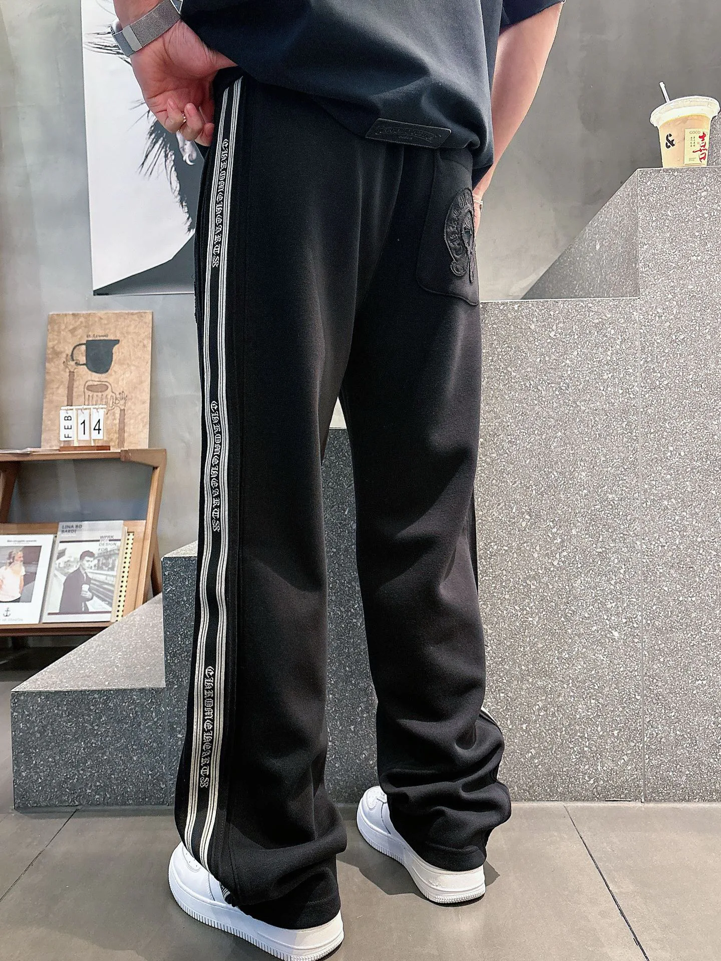 Брюки Мужские Chrome Hearts 18596883
