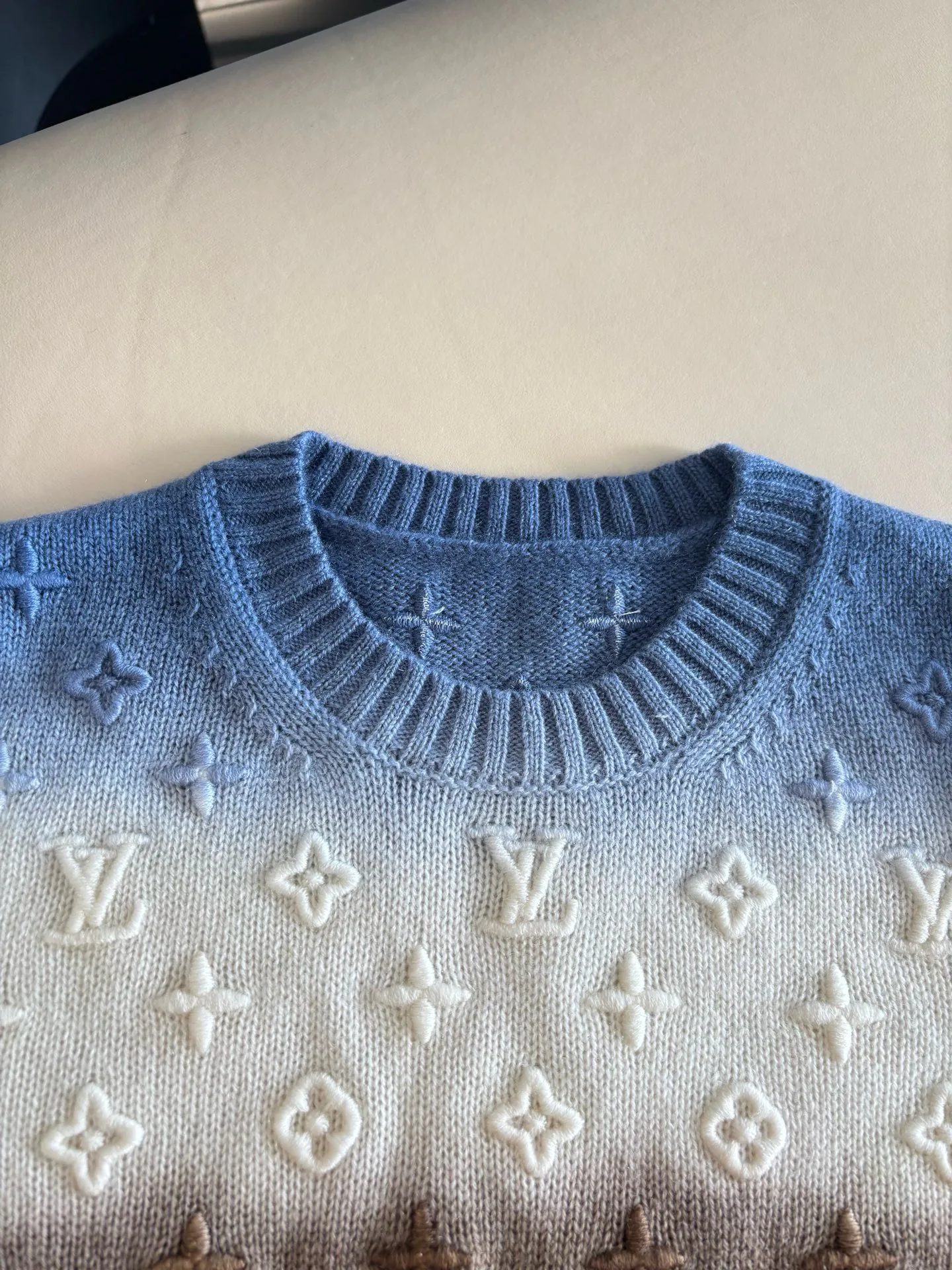 Women's Jumpers And Sweaters LOUIS VUITTON 17973375