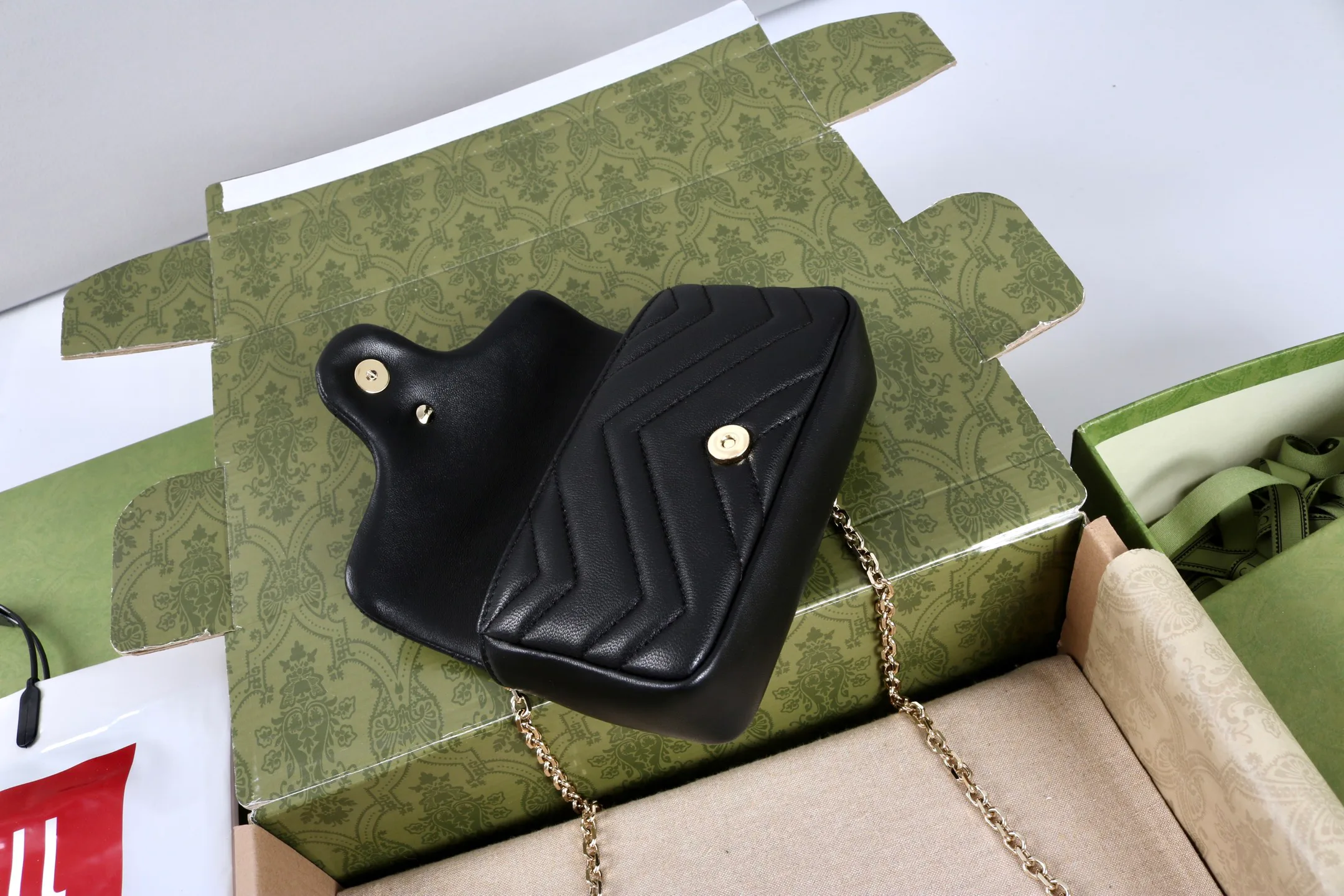 Women's Classic Handbags GUCCI 18005069
