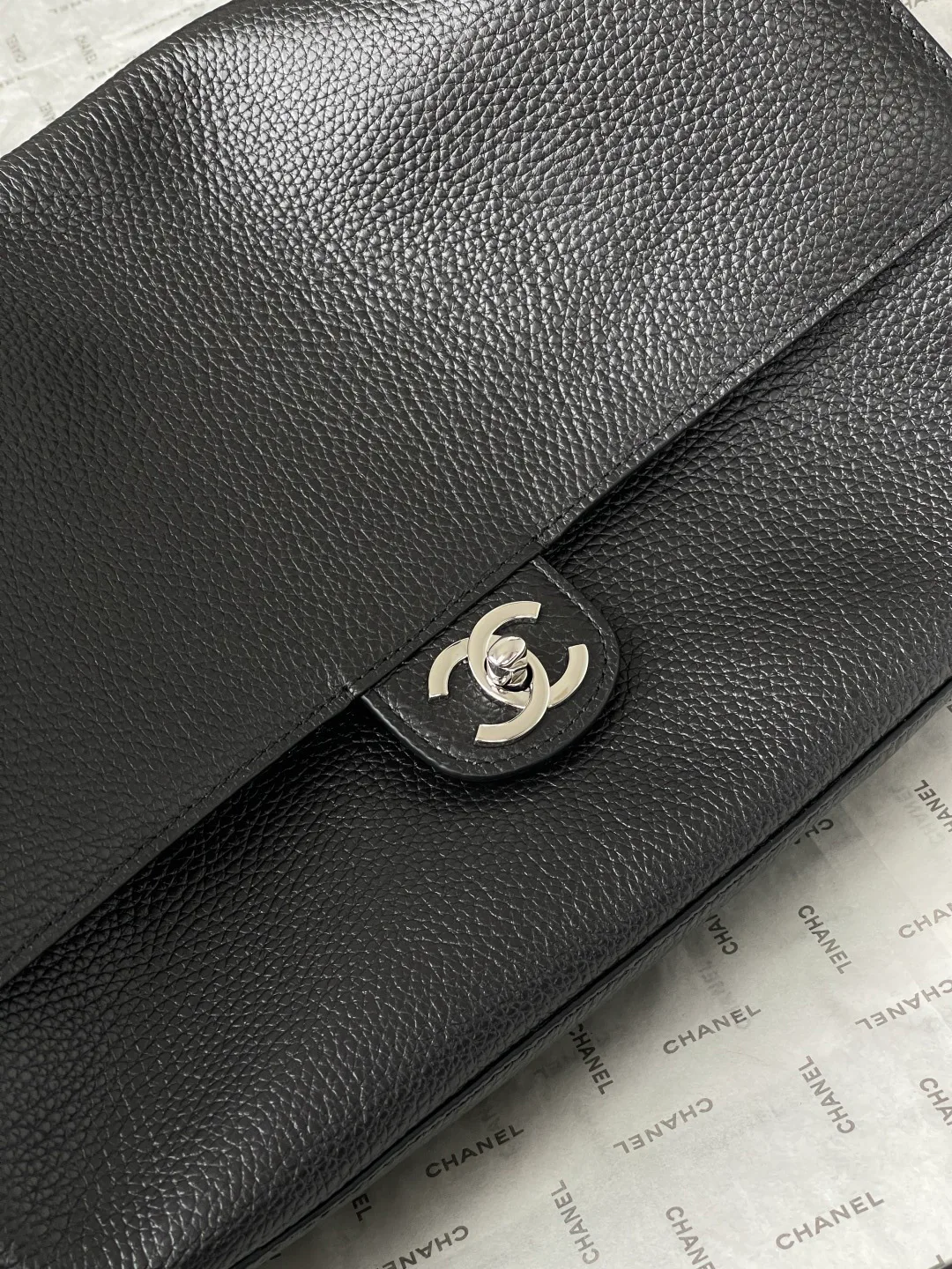 Women's Classic Handbags CHANEL 17802527
