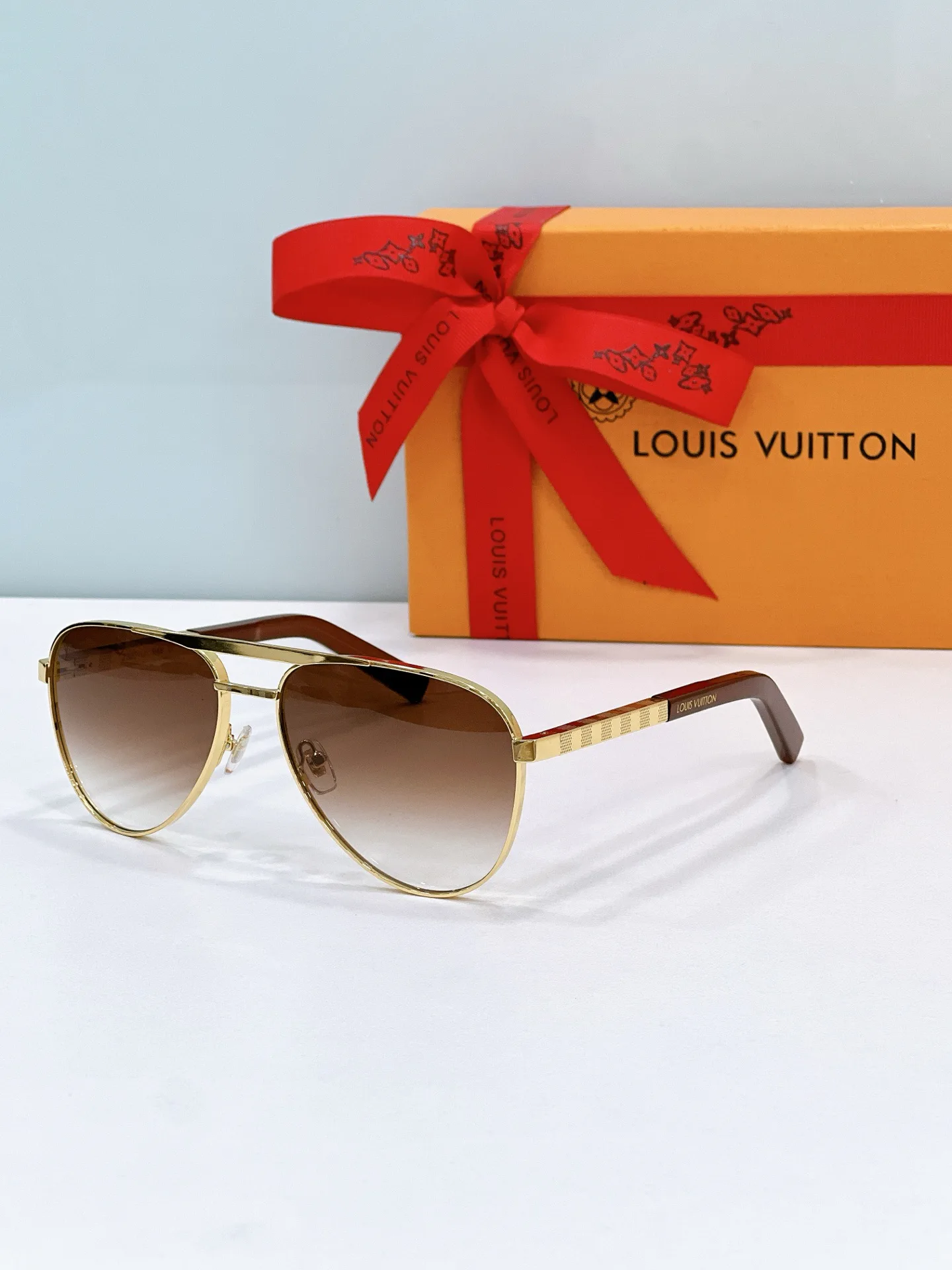 Glasses LOUIS VUITTON 17546258