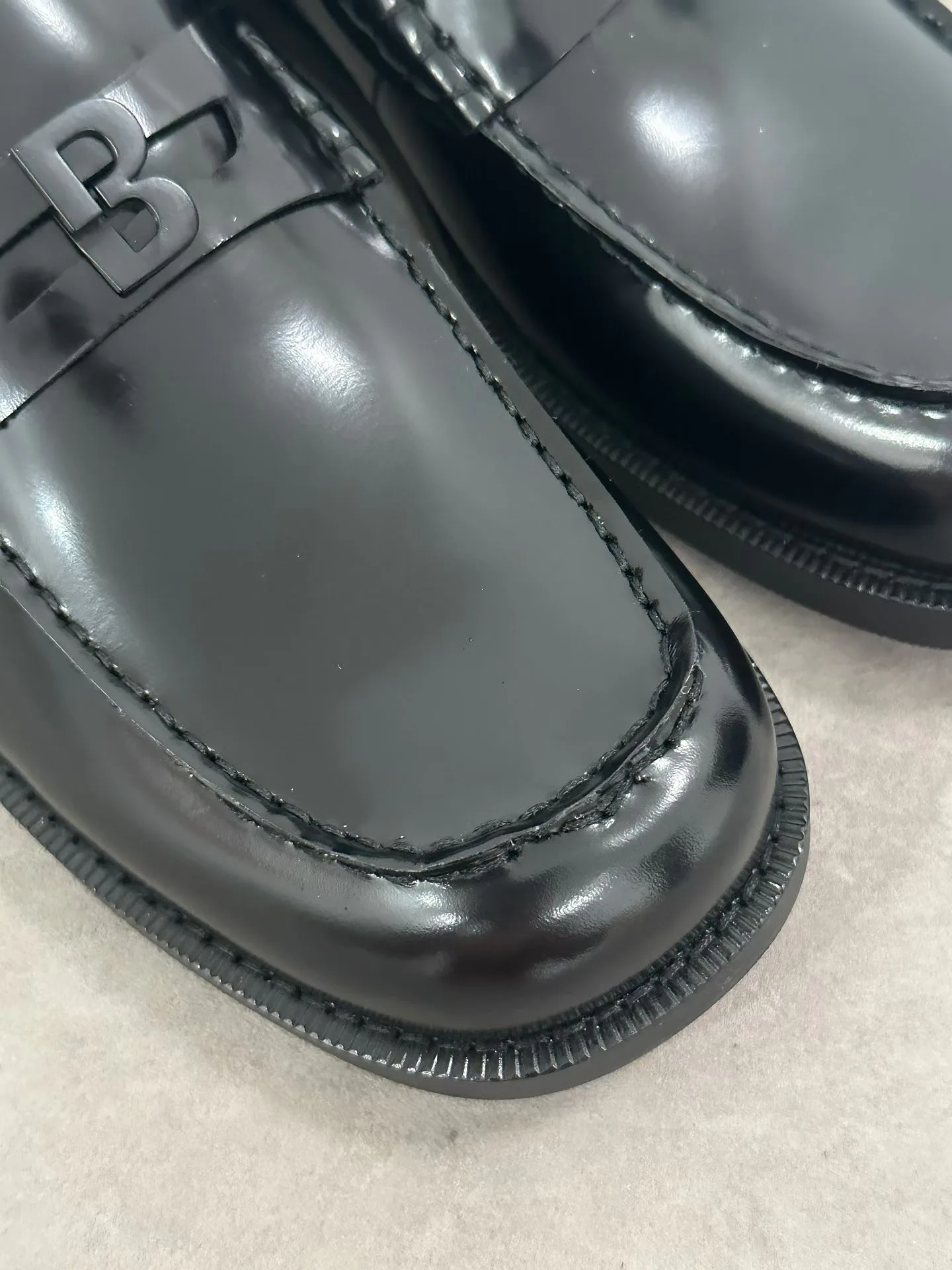 Men's Loafers And Dress Shoes BALENCIAGA 17893833