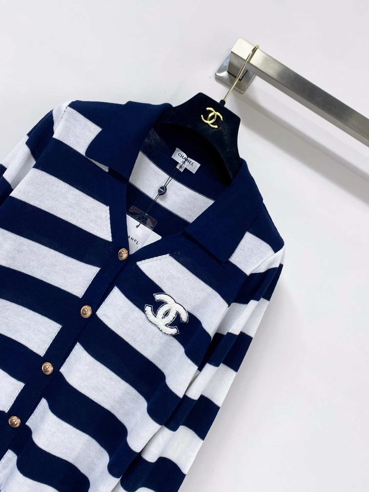 Women's Jumpers And Sweaters CHANEL 18031363