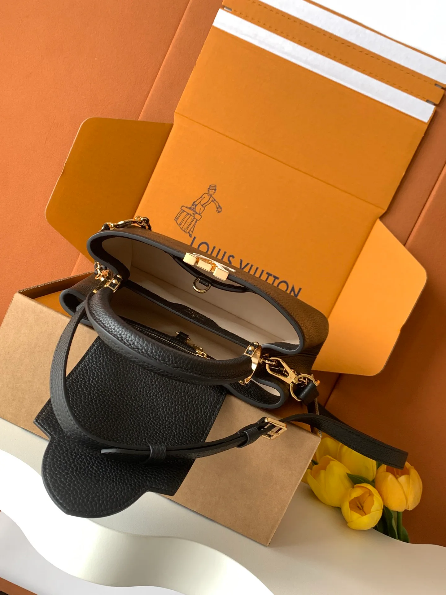 Women's Classic Handbags LOUIS VUITTON 18520984
