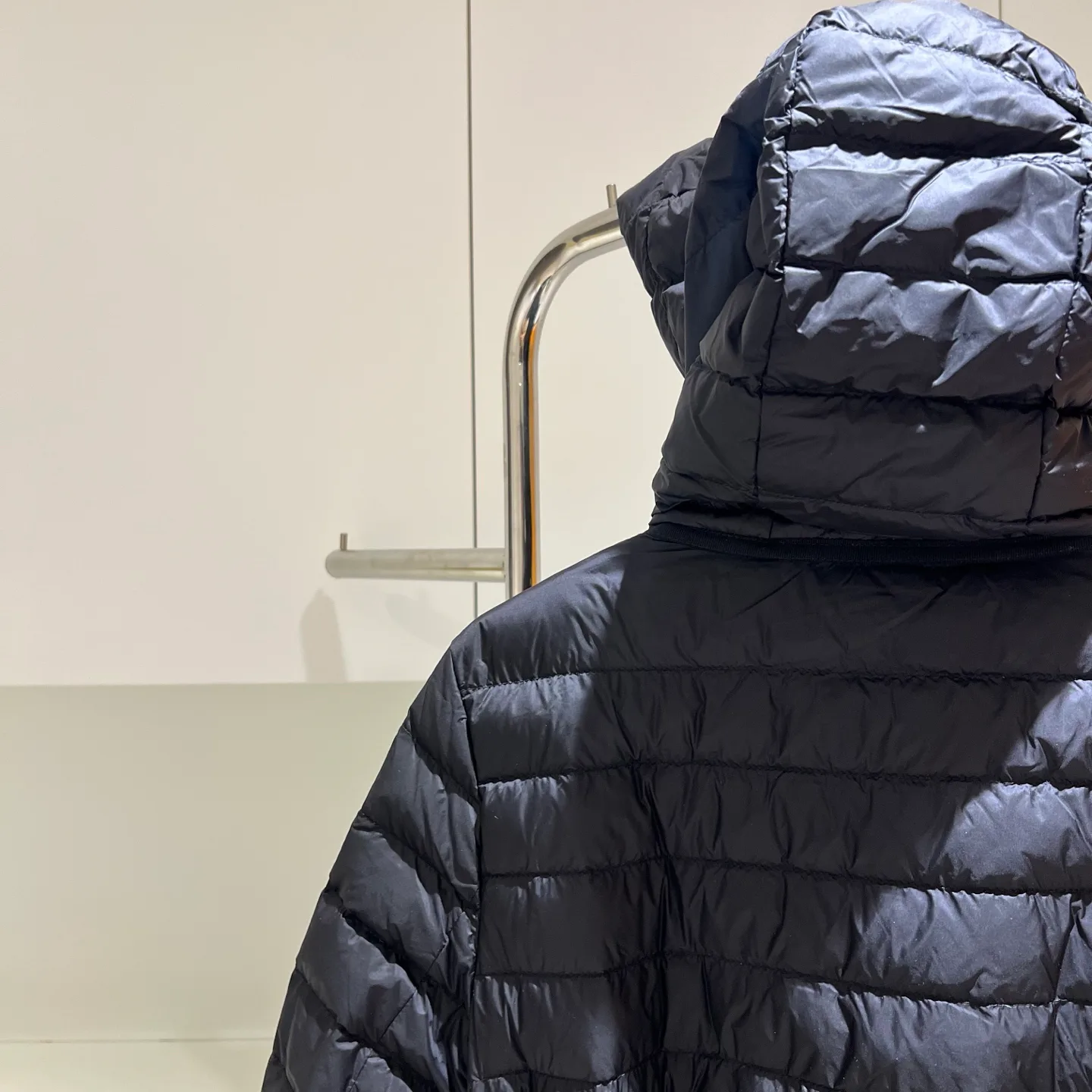 Women's Jackets And Down Jackets MONCLER 18180089