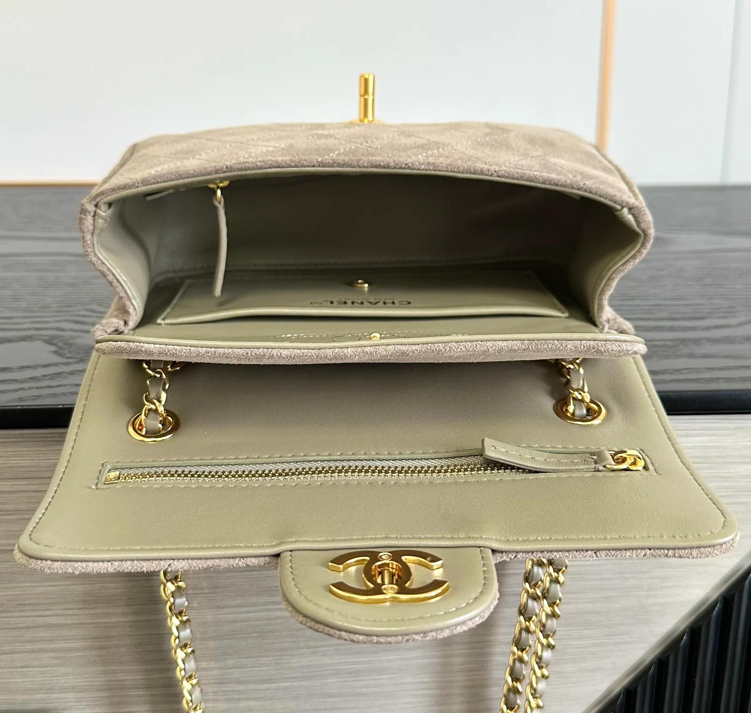 Классические Сумки Женские Chanel 18588914