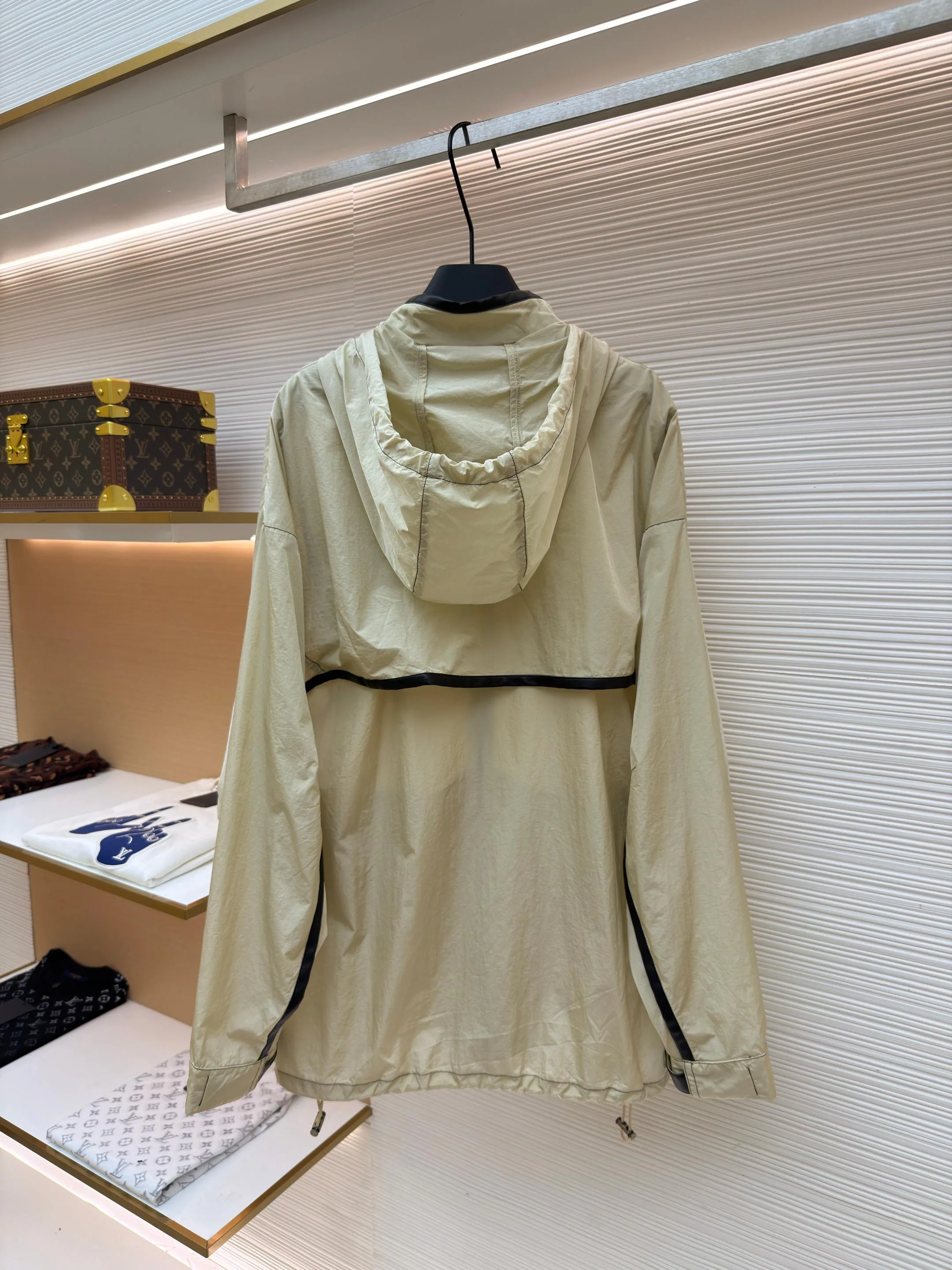 Men's Jackets And Down Jackets LOEWE 18153620