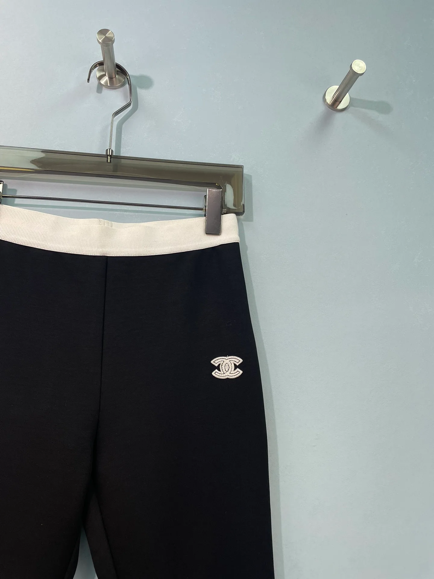 Women's Trousers CHANEL 17893096