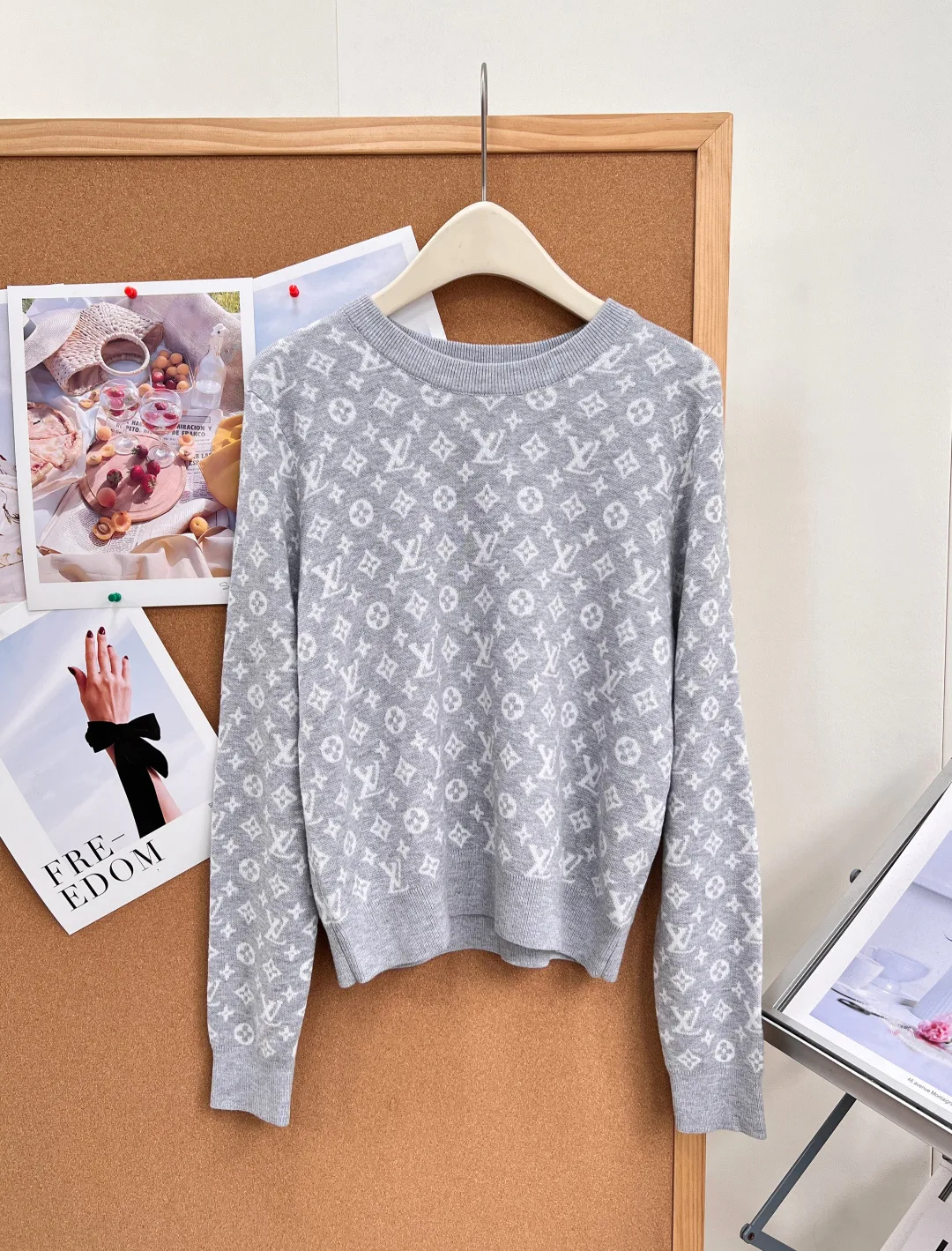 Women's Jumpers And Sweaters LOUIS VUITTON 18030942