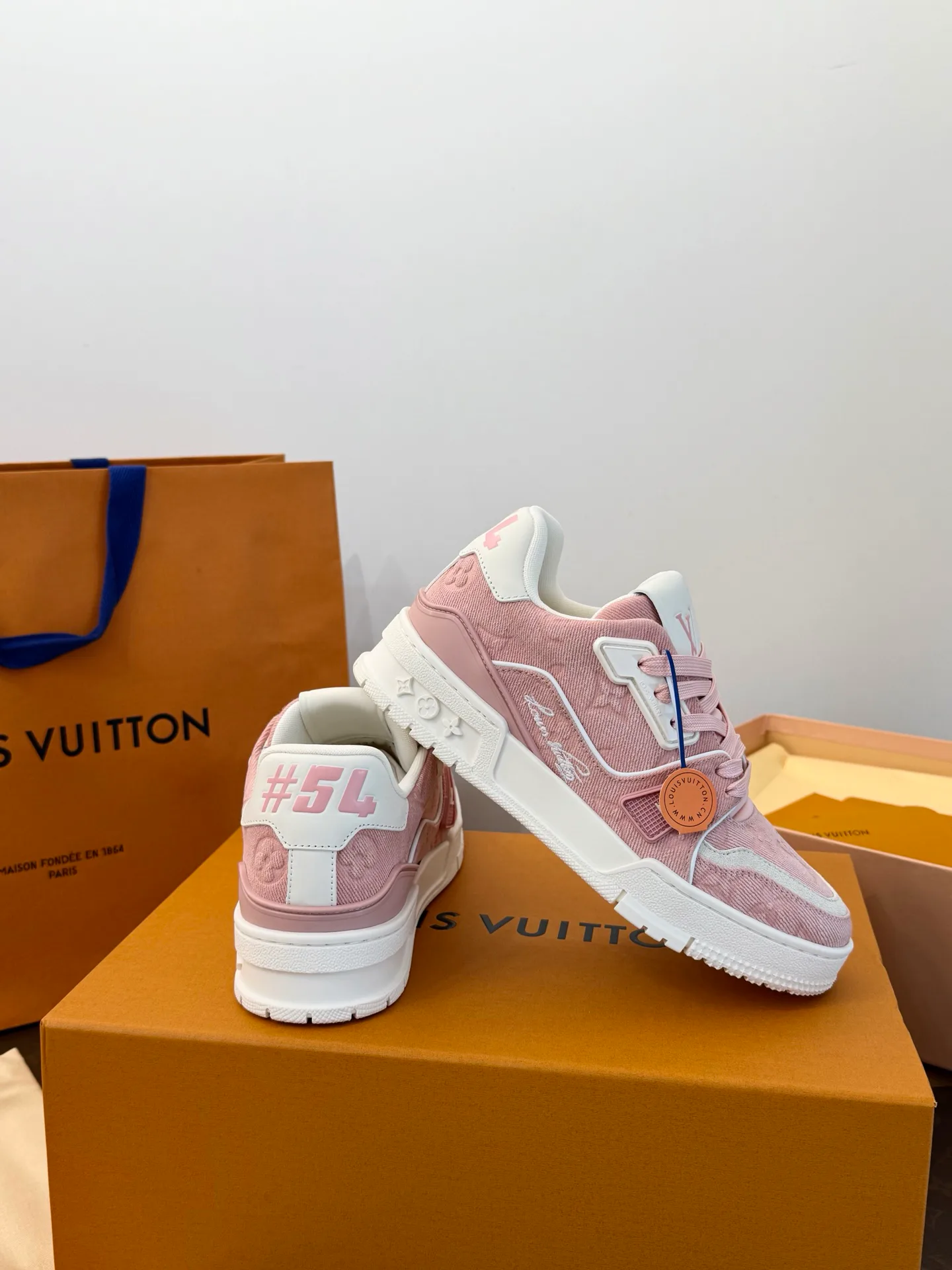 Women's Sneakers LOUIS VUITTON 17811971