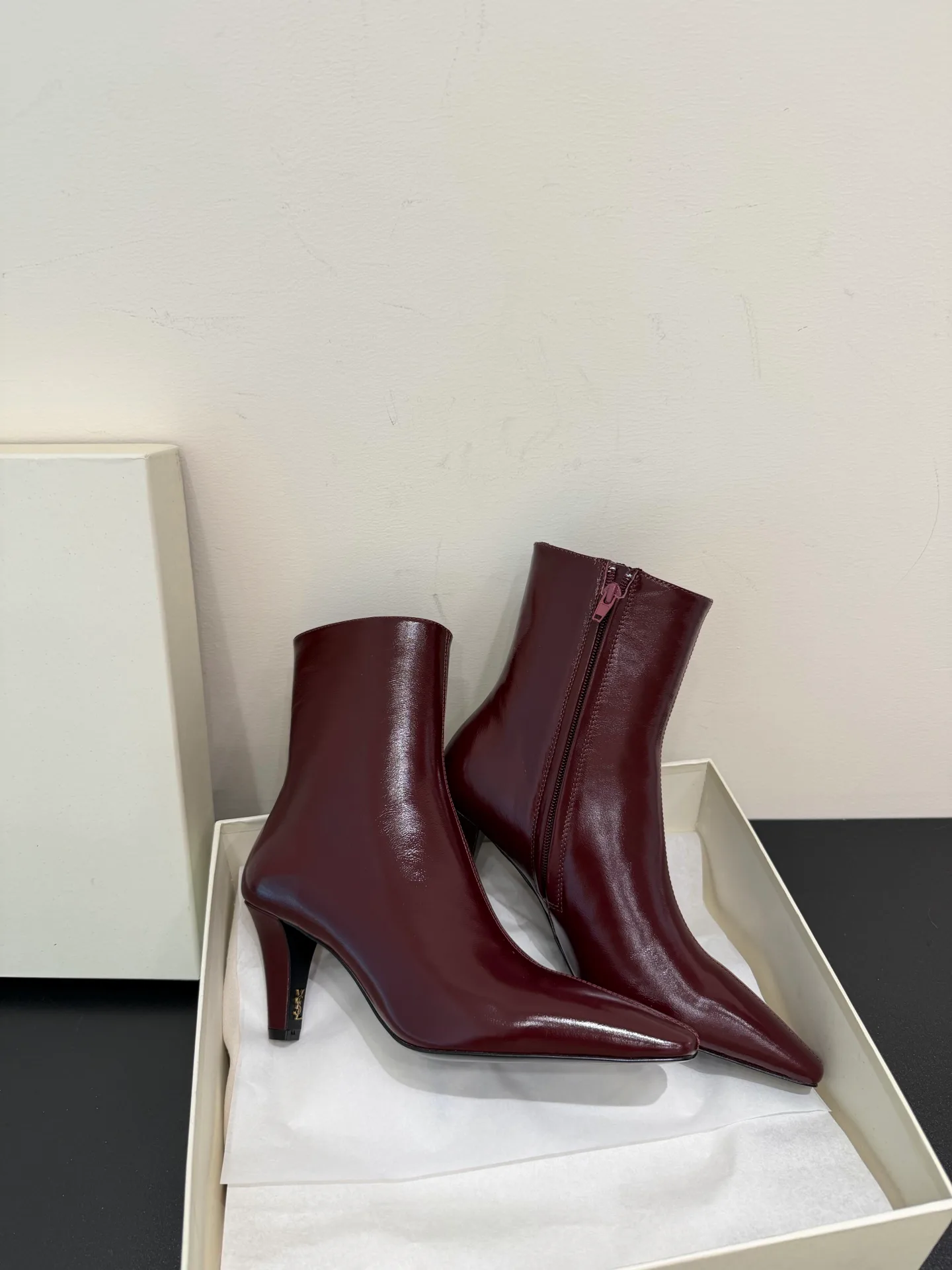 Women's Booties SAINT LAURENT 18244947