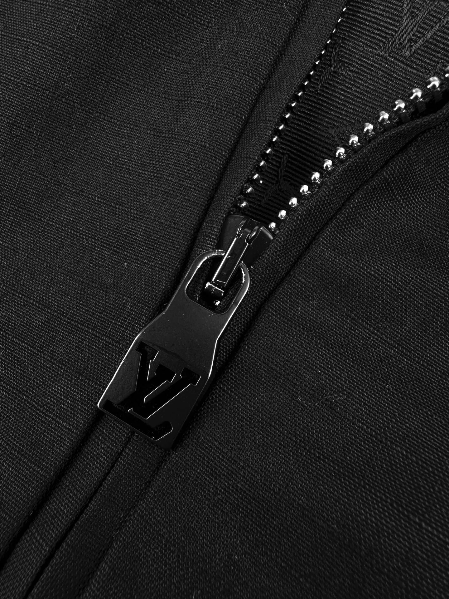 Men's Jackets And Down Jackets LOUIS VUITTON 18237089