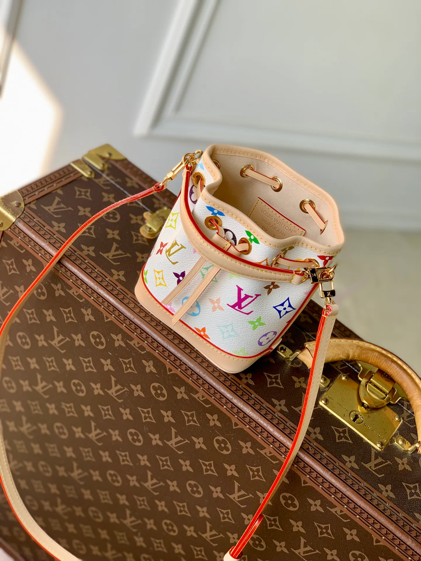Women's Classic Handbags LOUIS VUITTON 18412572